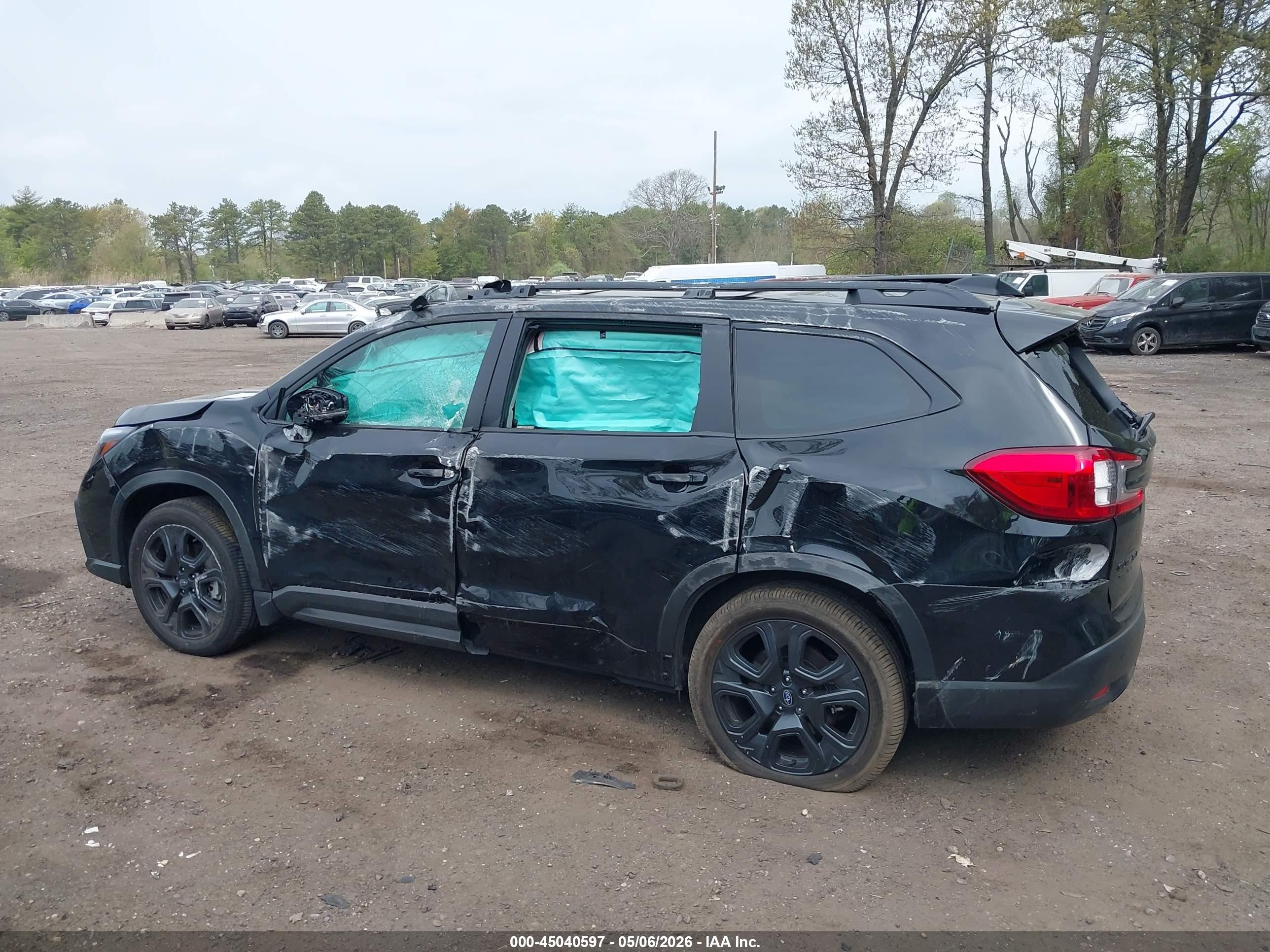 2025 Subaru Ascent Onyx Edition Limited 7-passenger Black vin: 4S4WMAWD1S3439929