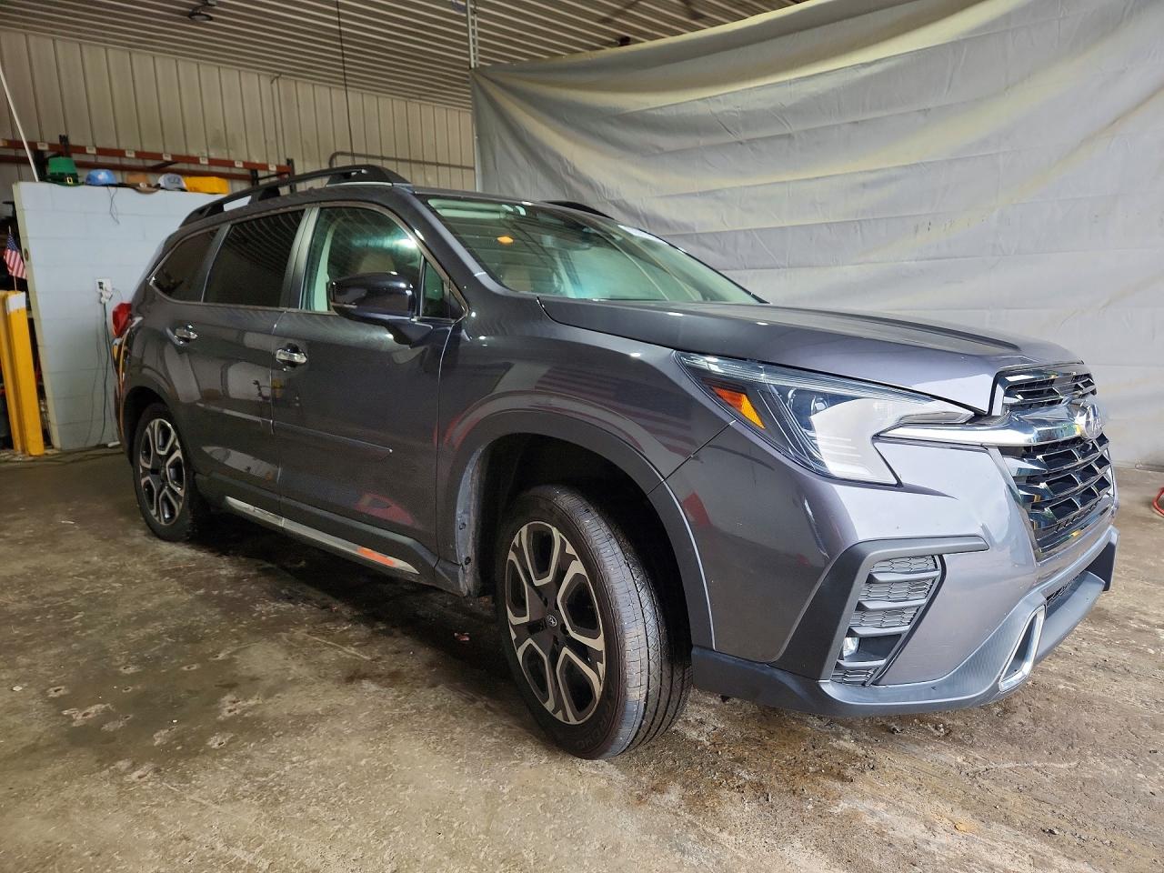 2024 Subaru Ascent Touring Gray vin: 4S4WMAWD4R3425081