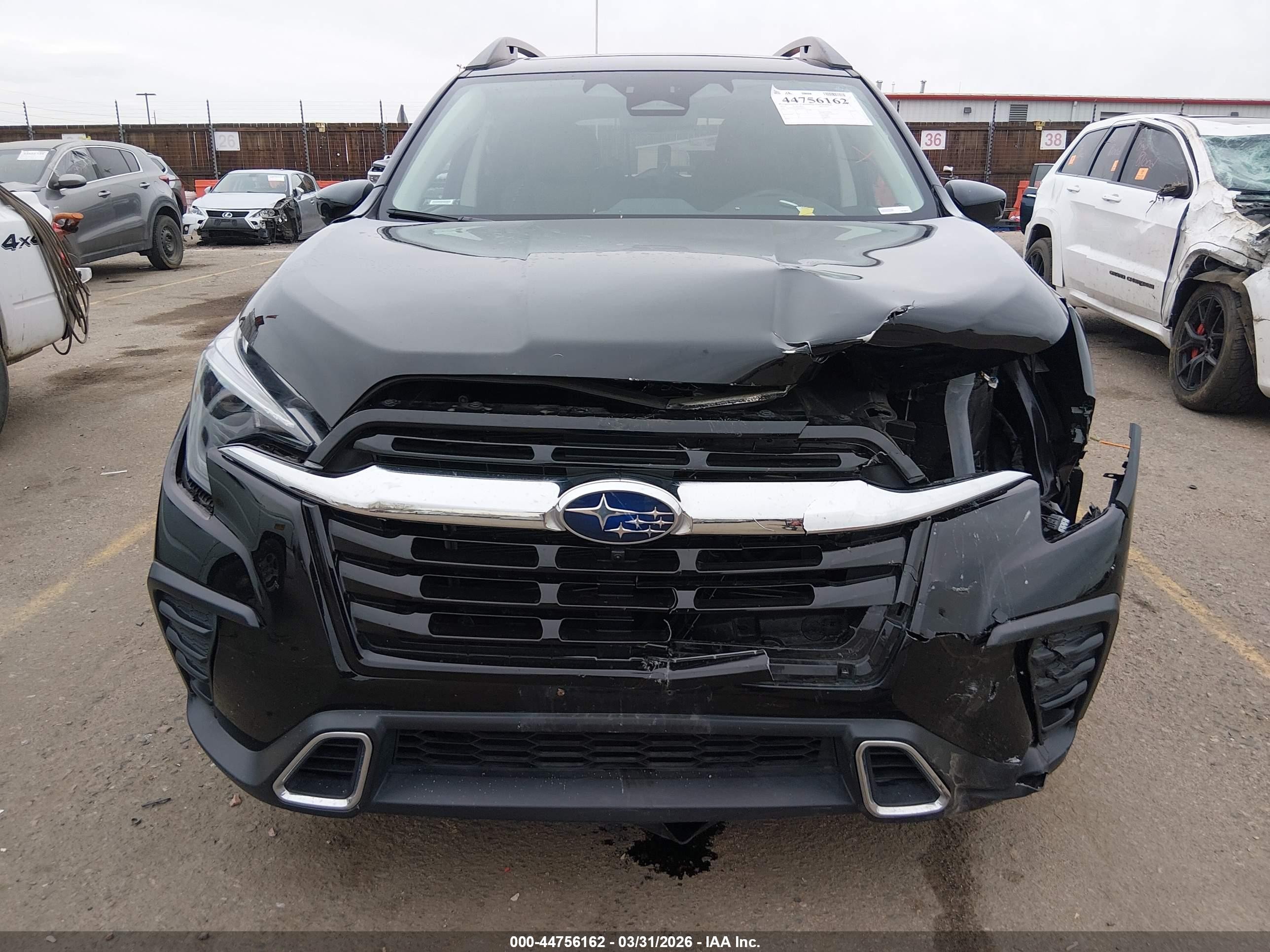 2024 Subaru Ascent Touring 7-passenger Черный vin: 4S4WMAWD4R3464611