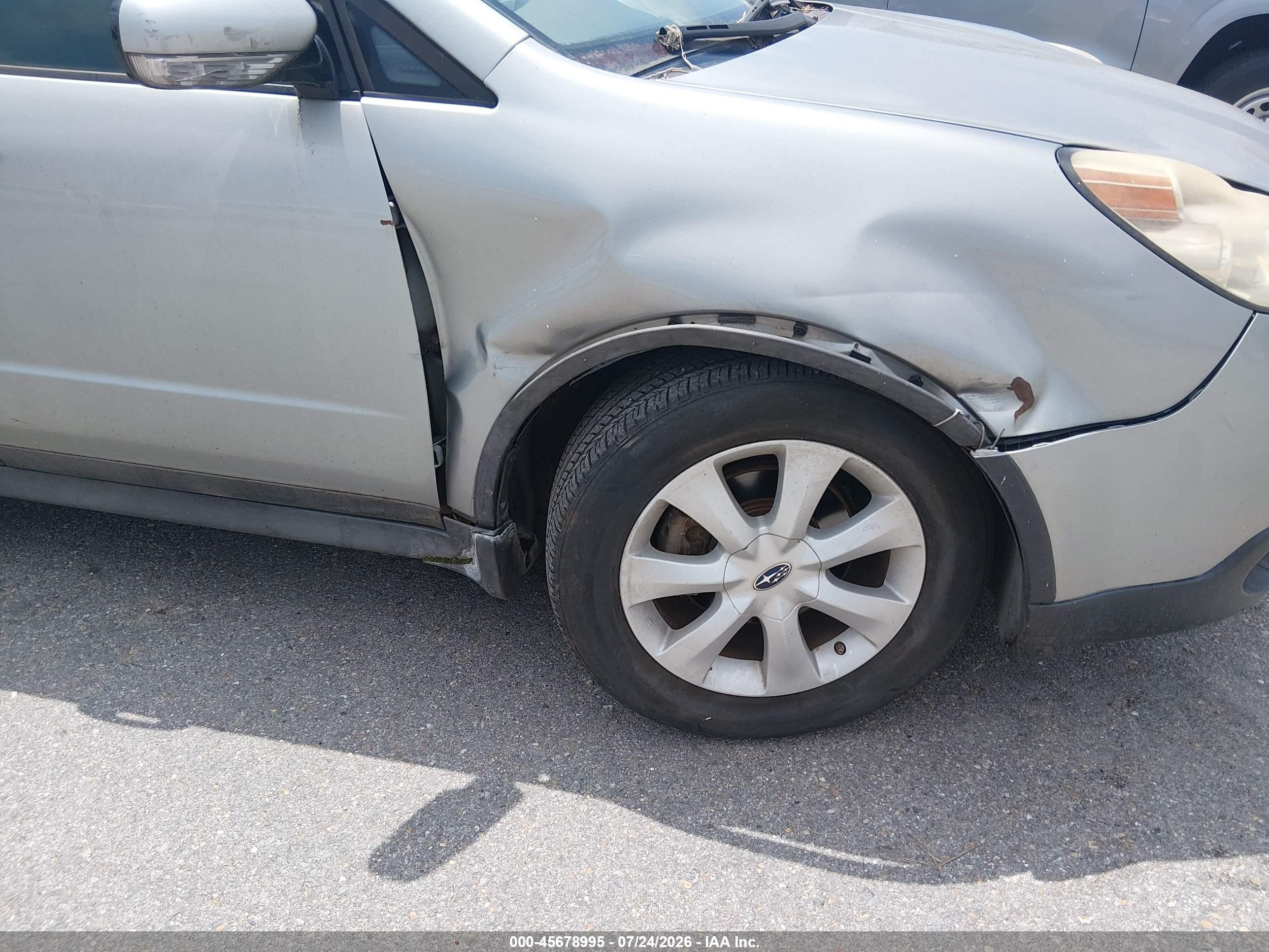 2006 Subaru B9 Tribeca Base 5-passenger/limited 5-passenger Silver vin: 4S4WX82C564421639