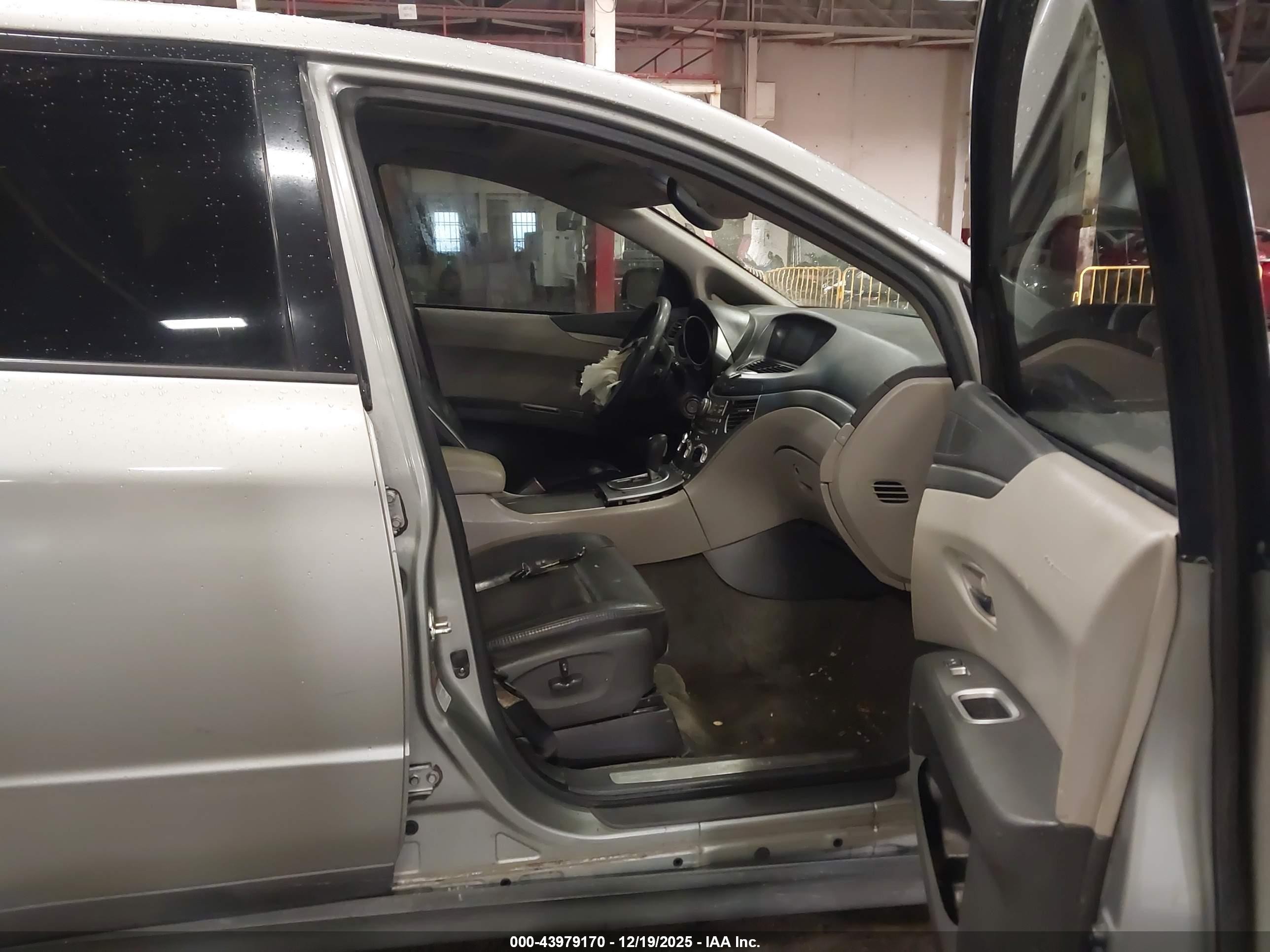 2006 Subaru B9 Tribeca Base 5-passenger/limited 5-passenger Серебряный vin: 4S4WX82C664415686