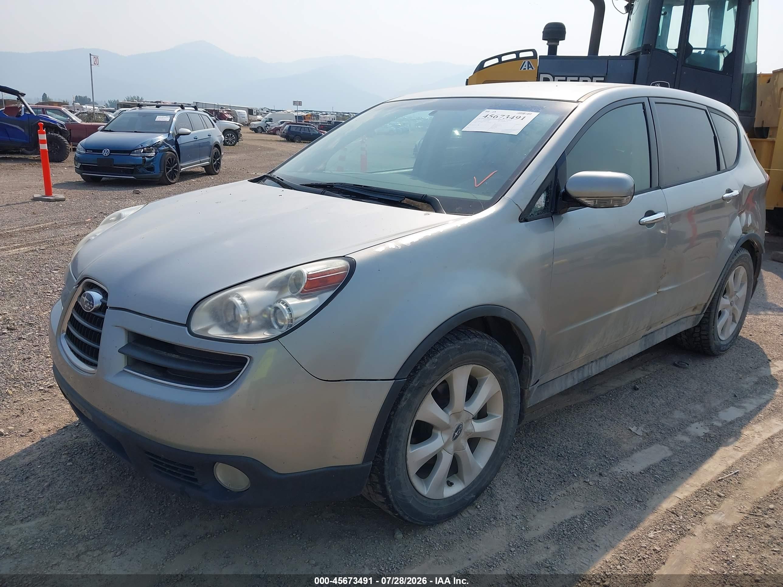 2007 Subaru B9 Tribeca Base 5-passenger Silver vin: 4S4WX82D074411238