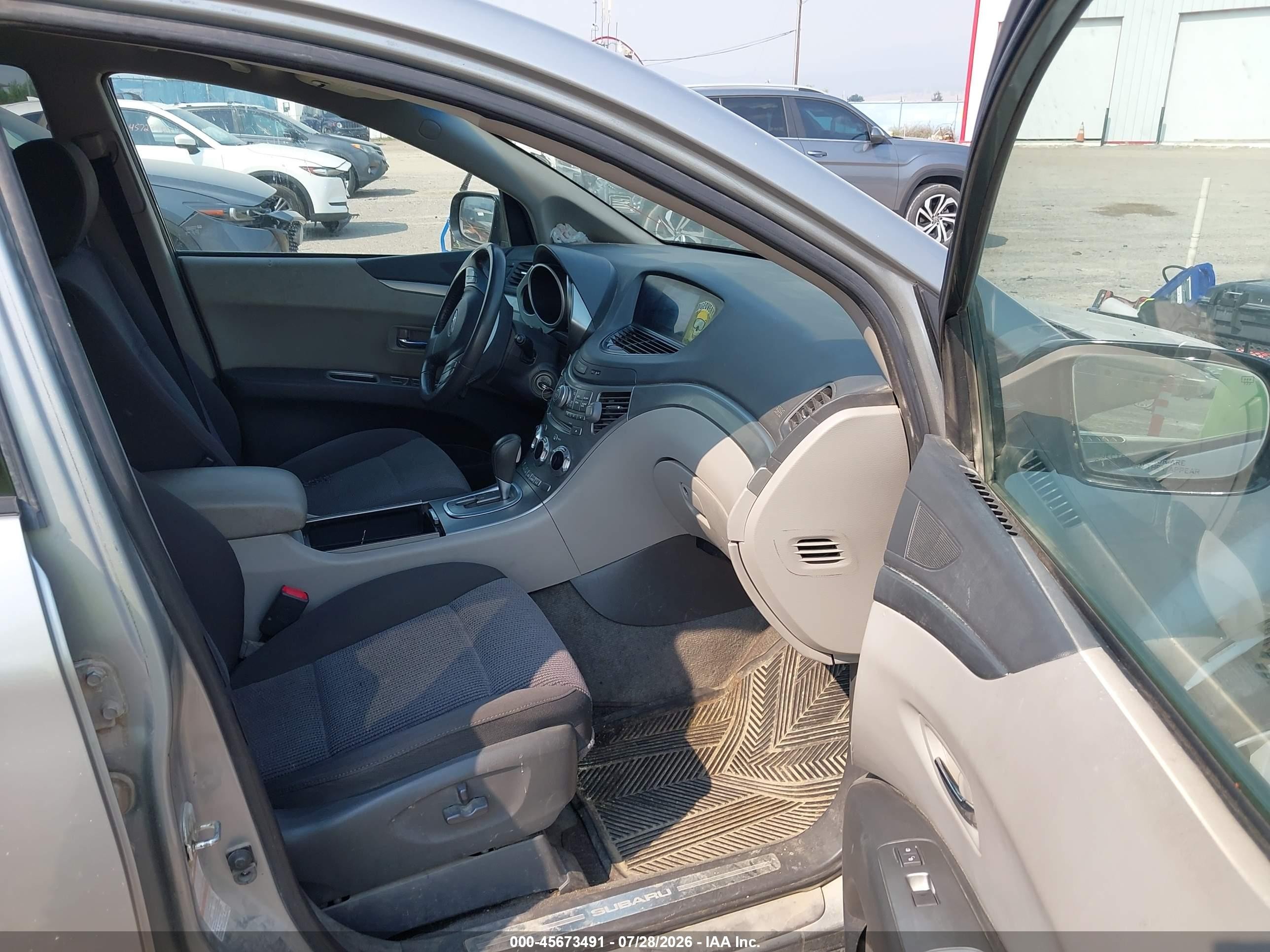 2007 Subaru B9 Tribeca Base 5-passenger Silver vin: 4S4WX82D074411238