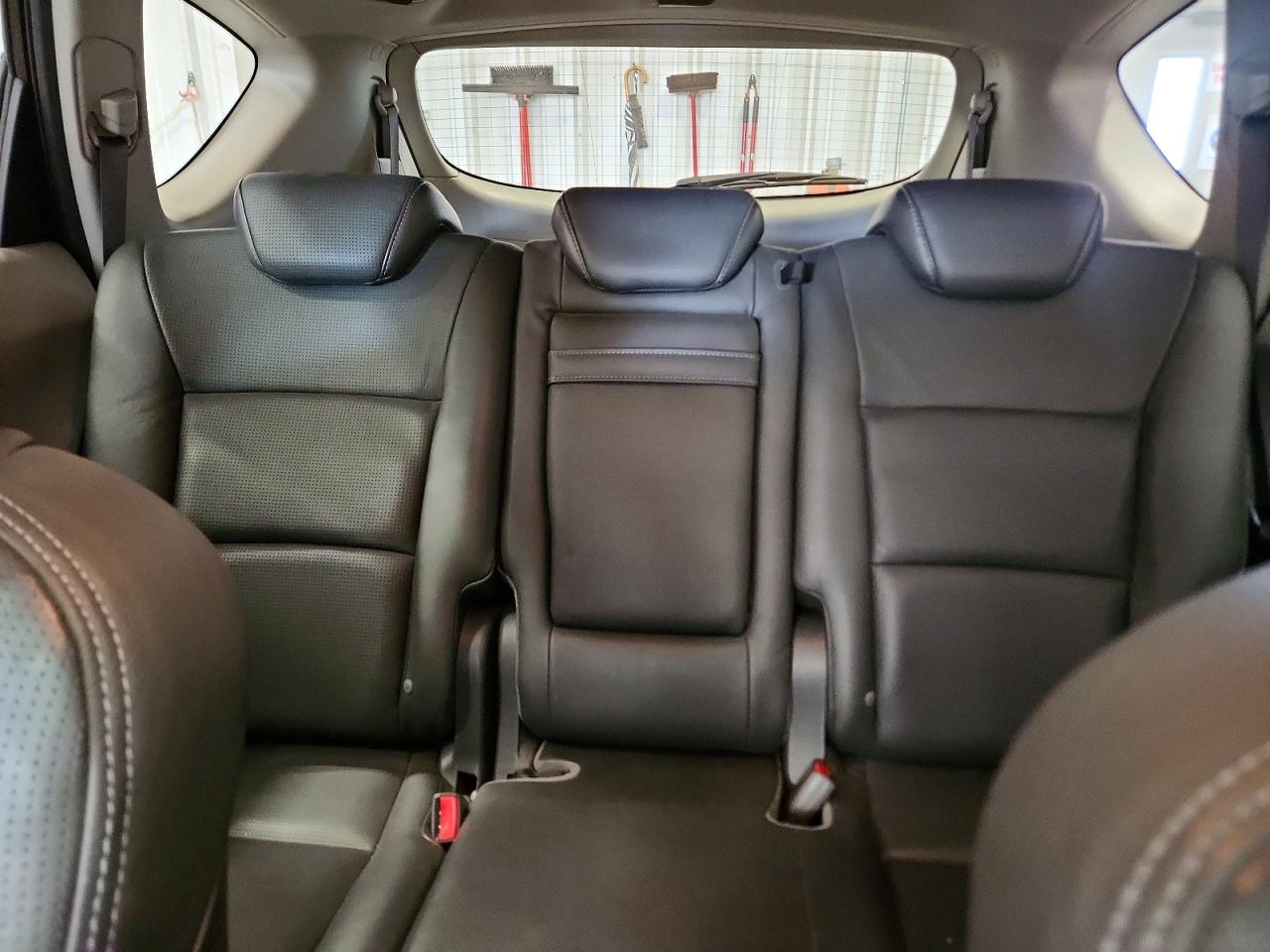 2006 Subaru B9 Tribeca 3.0 H6 White vin: 4S4WX85C664412167