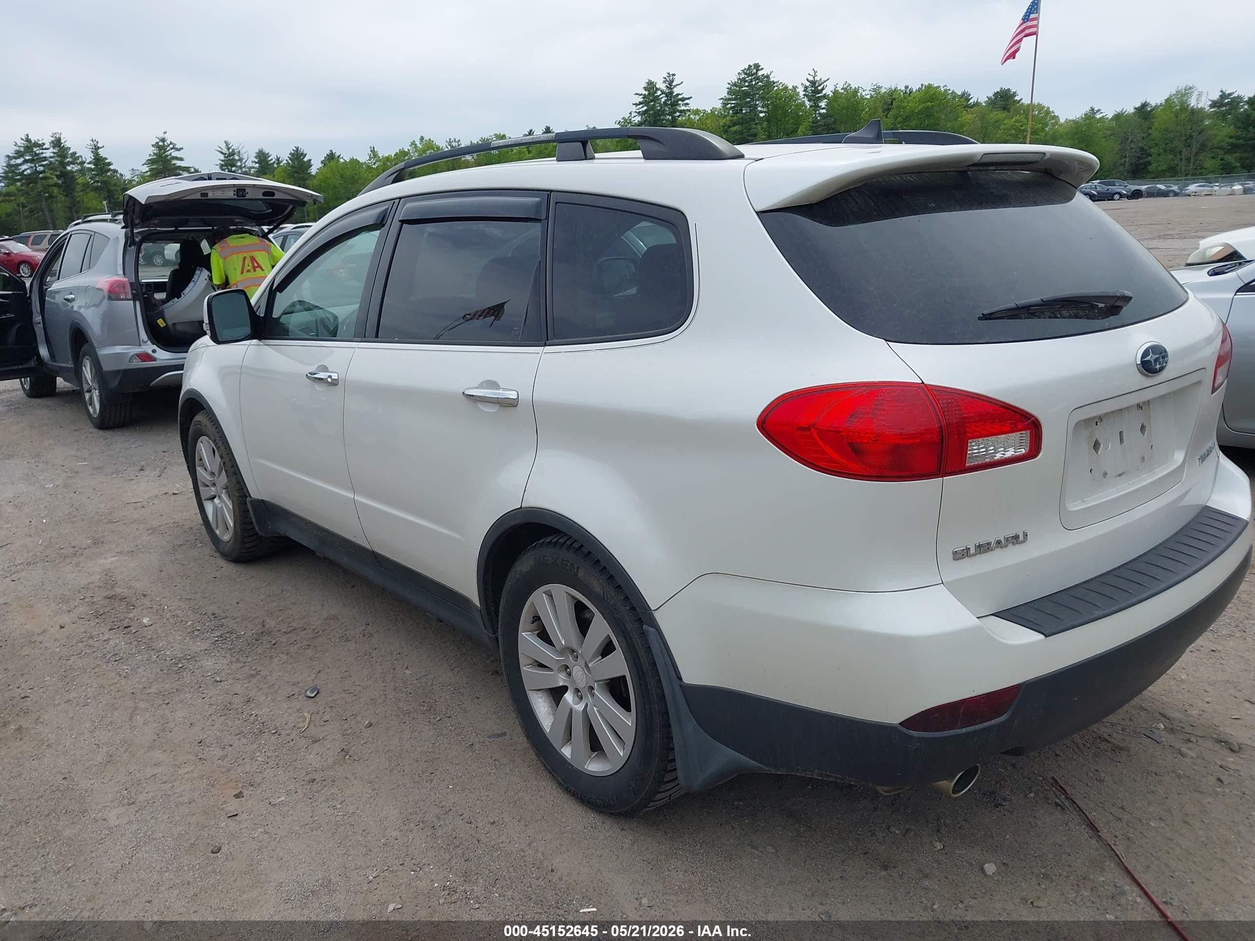 2009 Subaru Tribeca Limited 7-passenger Белый vin: 4S4WX90D794401852
