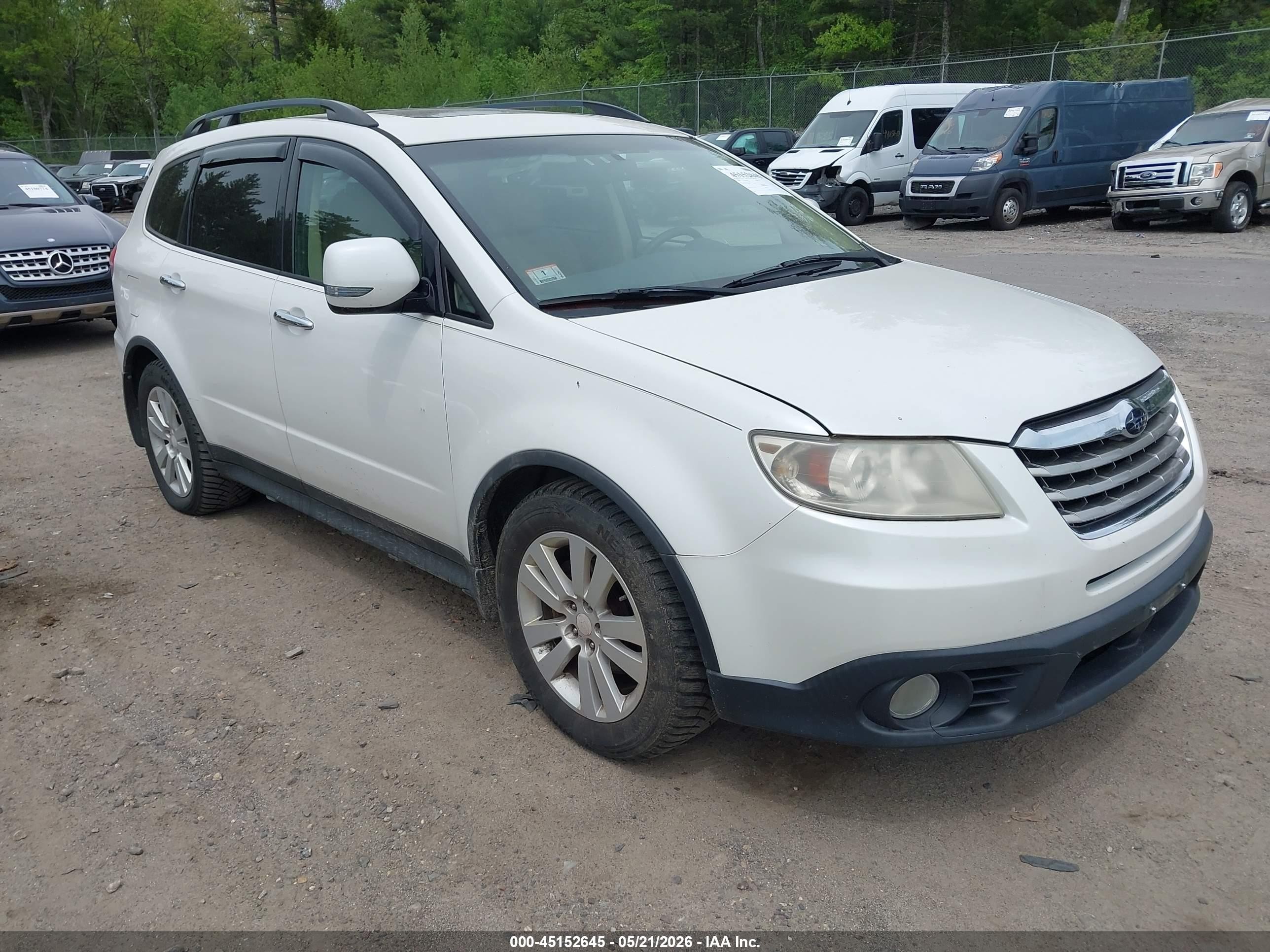2009 Subaru Tribeca Limited 7-passenger White vin: 4S4WX90D794401852
