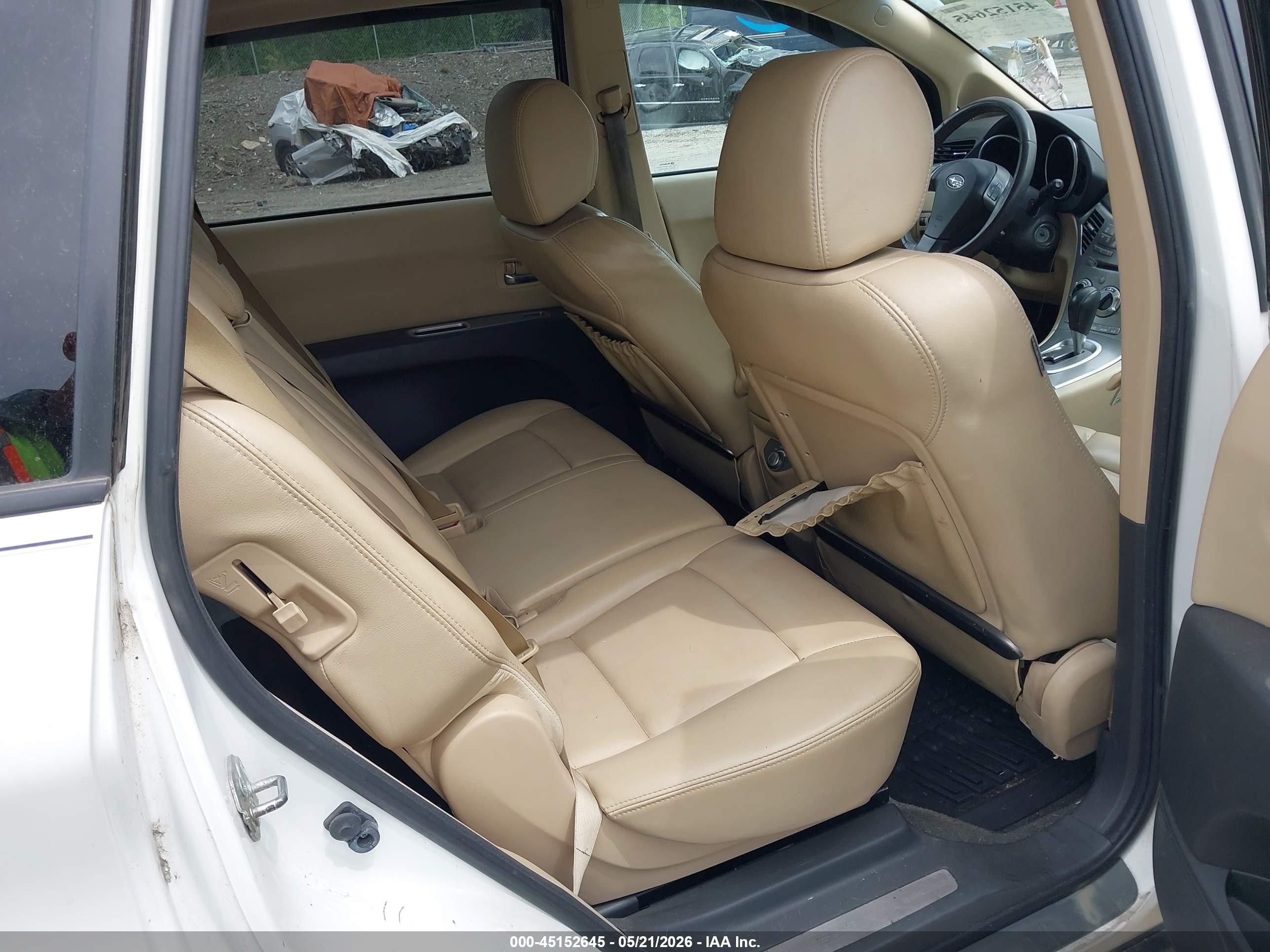 2009 Subaru Tribeca Limited 7-passenger Белый vin: 4S4WX90D794401852