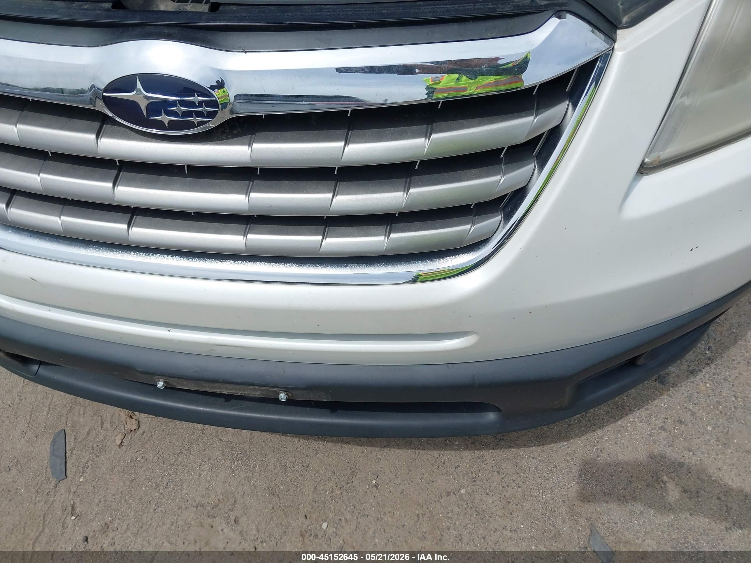 2009 Subaru Tribeca Limited 7-passenger Белый vin: 4S4WX90D794401852