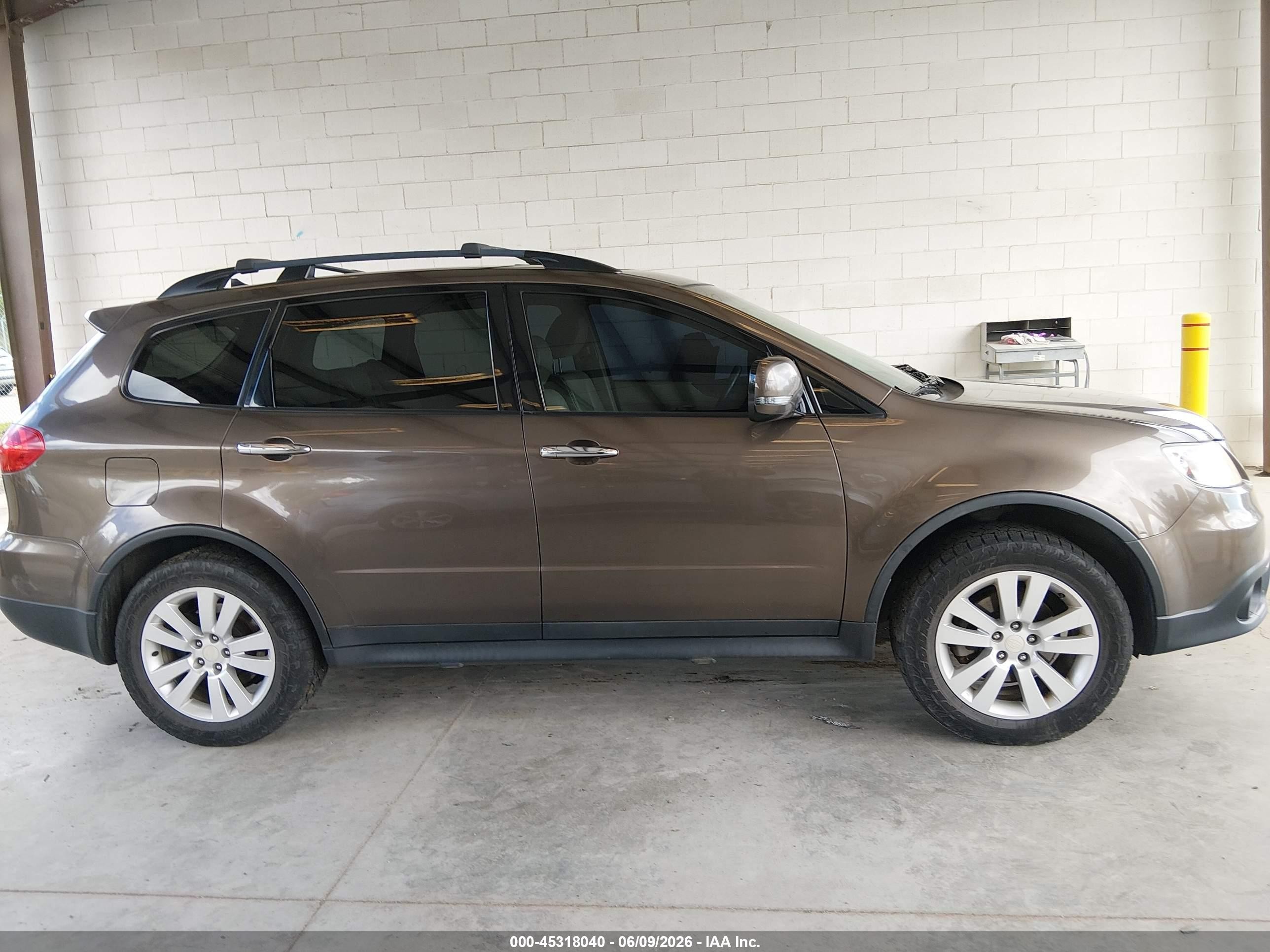2009 Subaru Tribeca Limited 7-passenger Brown vin: 4S4WX90DX94402364