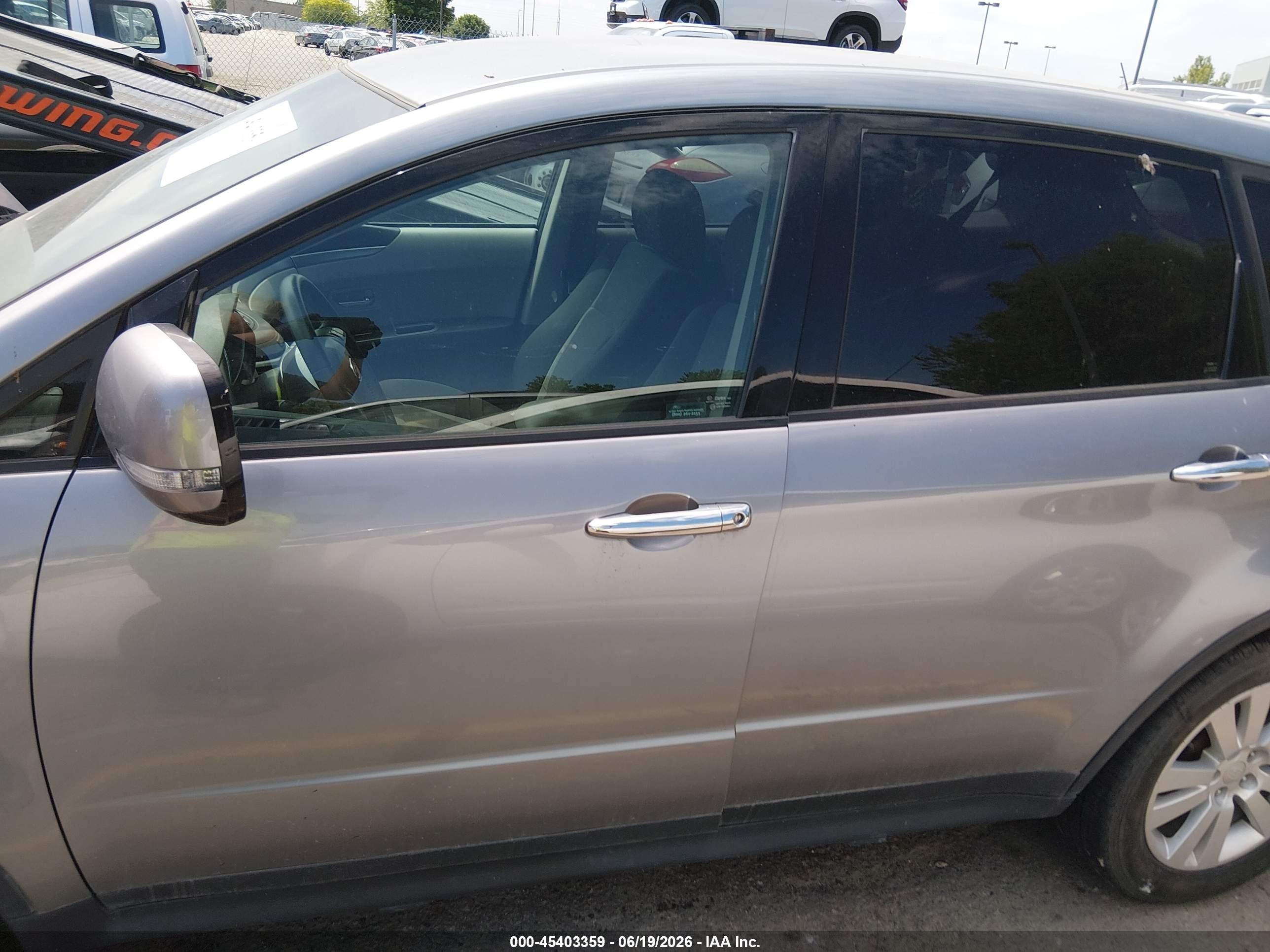 2008 Subaru Tribeca   Gray vin: 4S4WX91D284402405