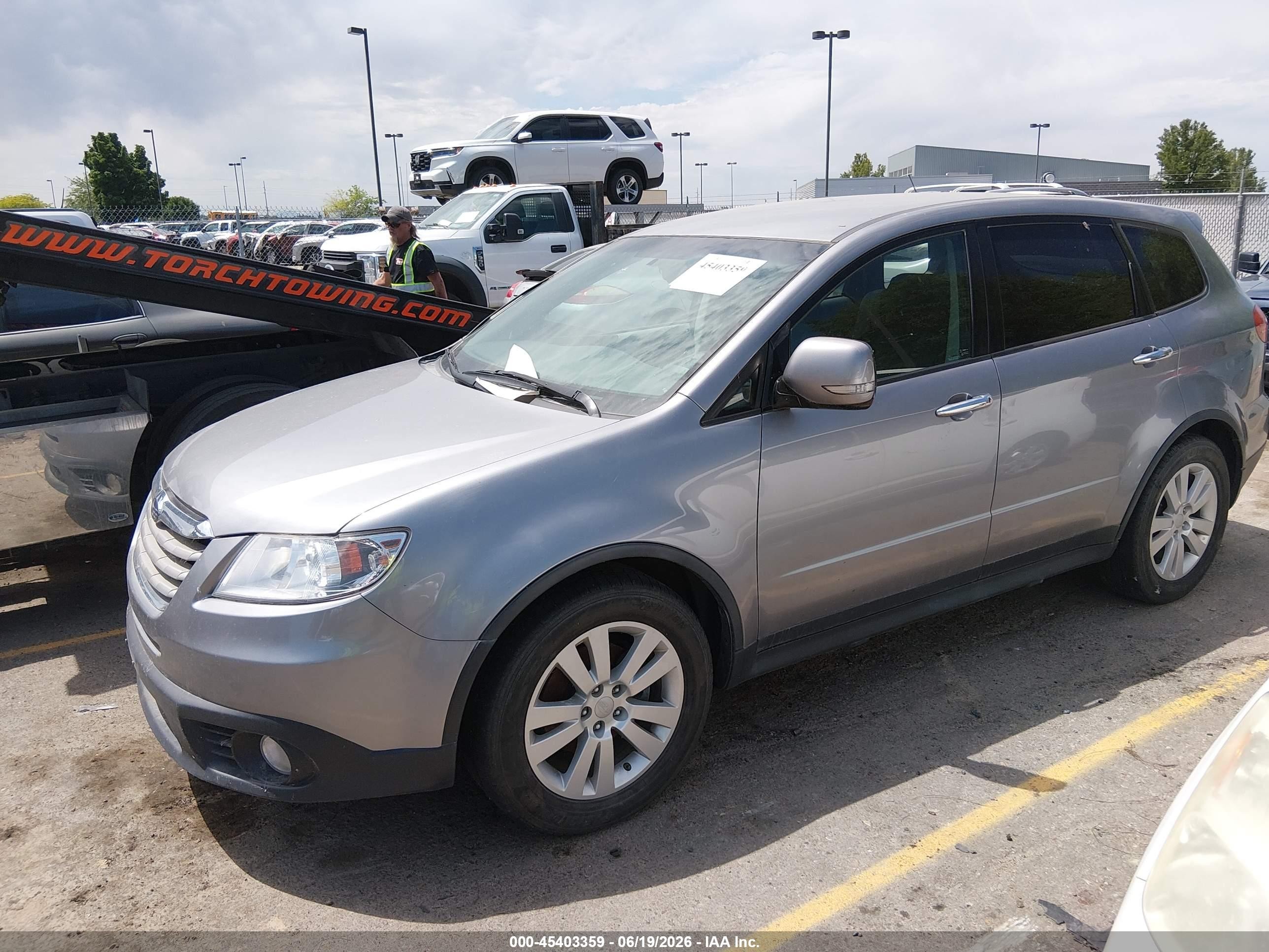 2008 Subaru Tribeca   Gray vin: 4S4WX91D284402405