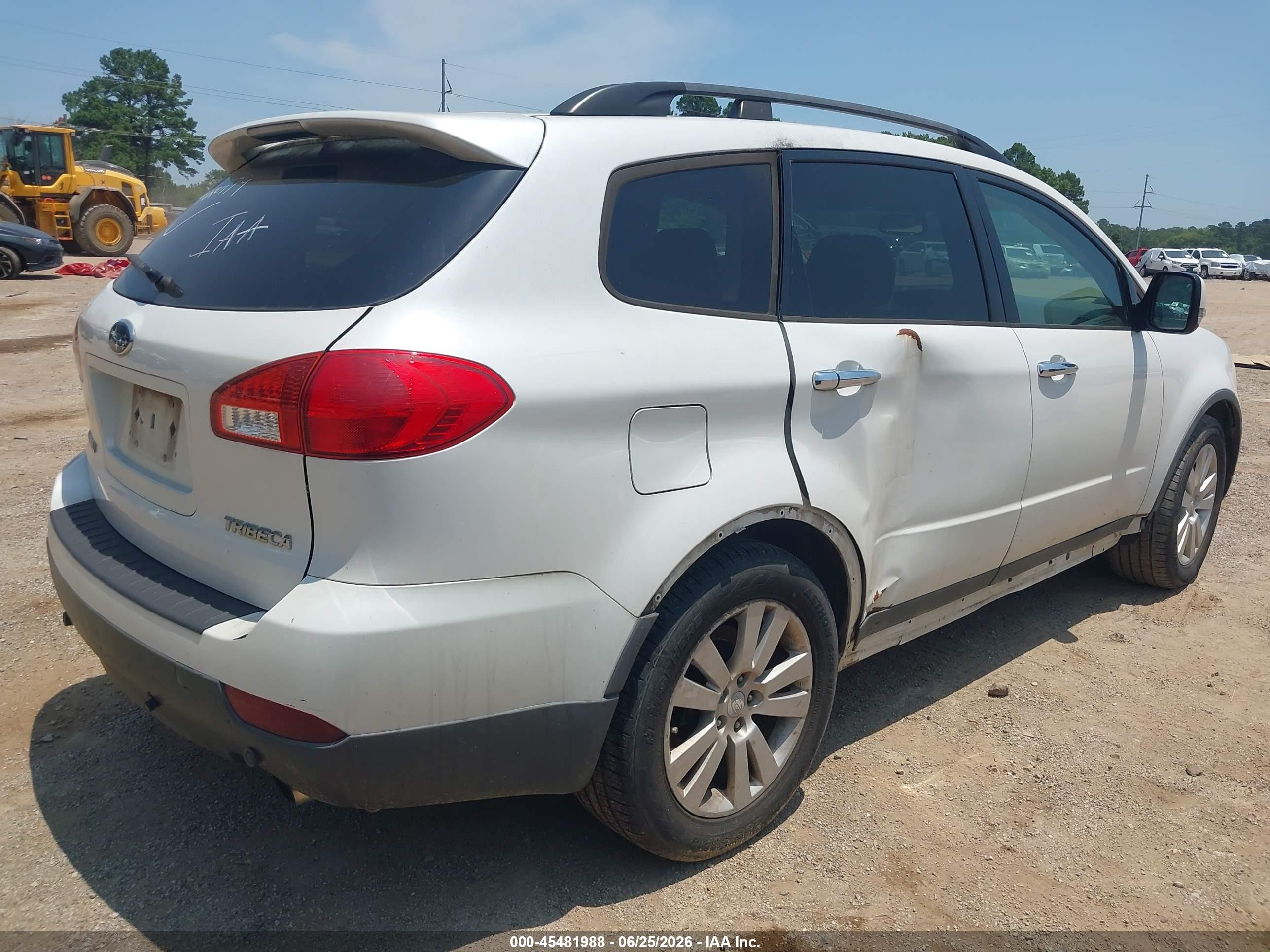 2008 Subaru Tribeca Limited 5-passenger White vin: 4S4WX92D184420179