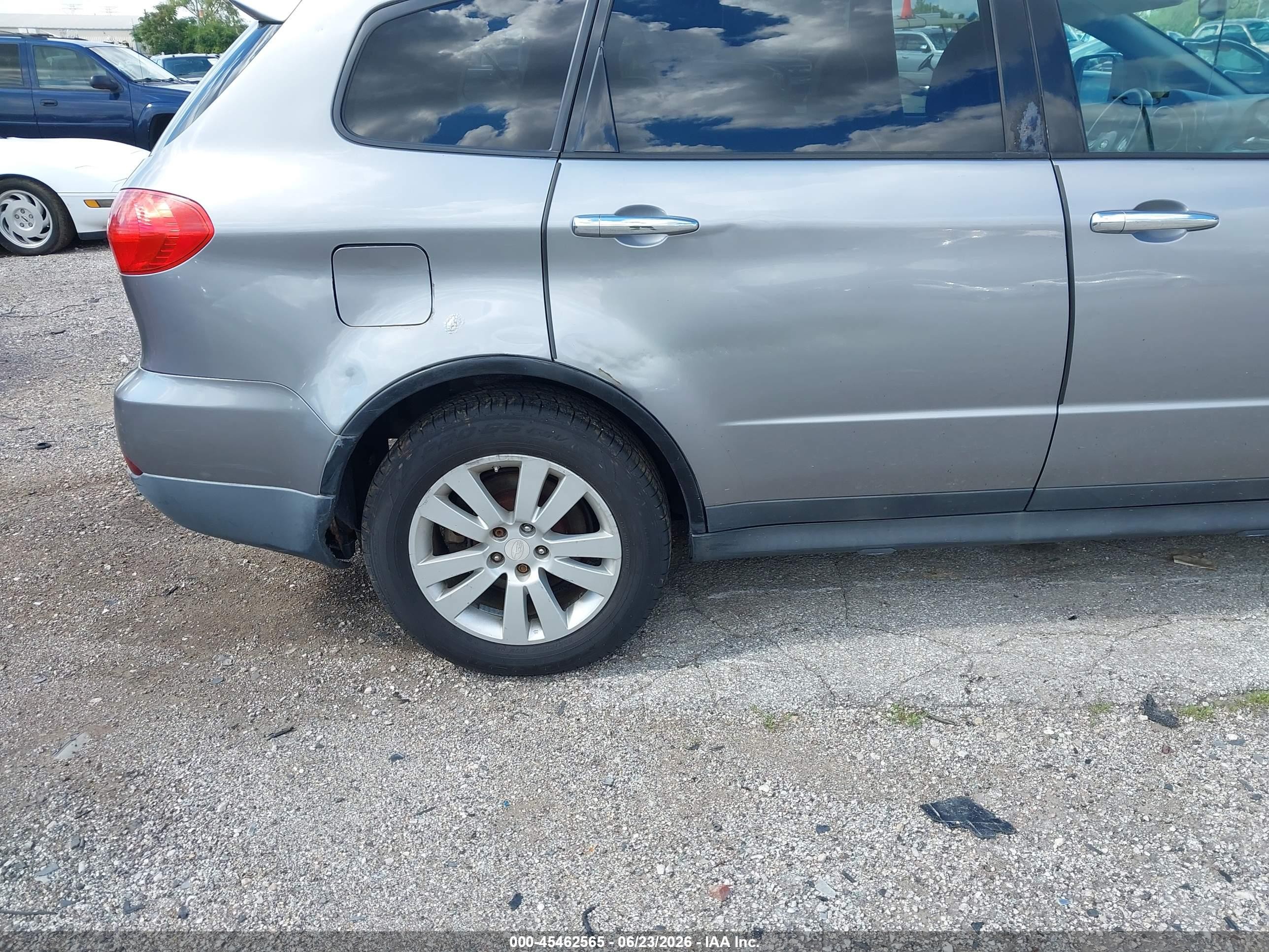 2008 Subaru Tribeca Limited 5-passenger Gray vin: 4S4WX92D284401382