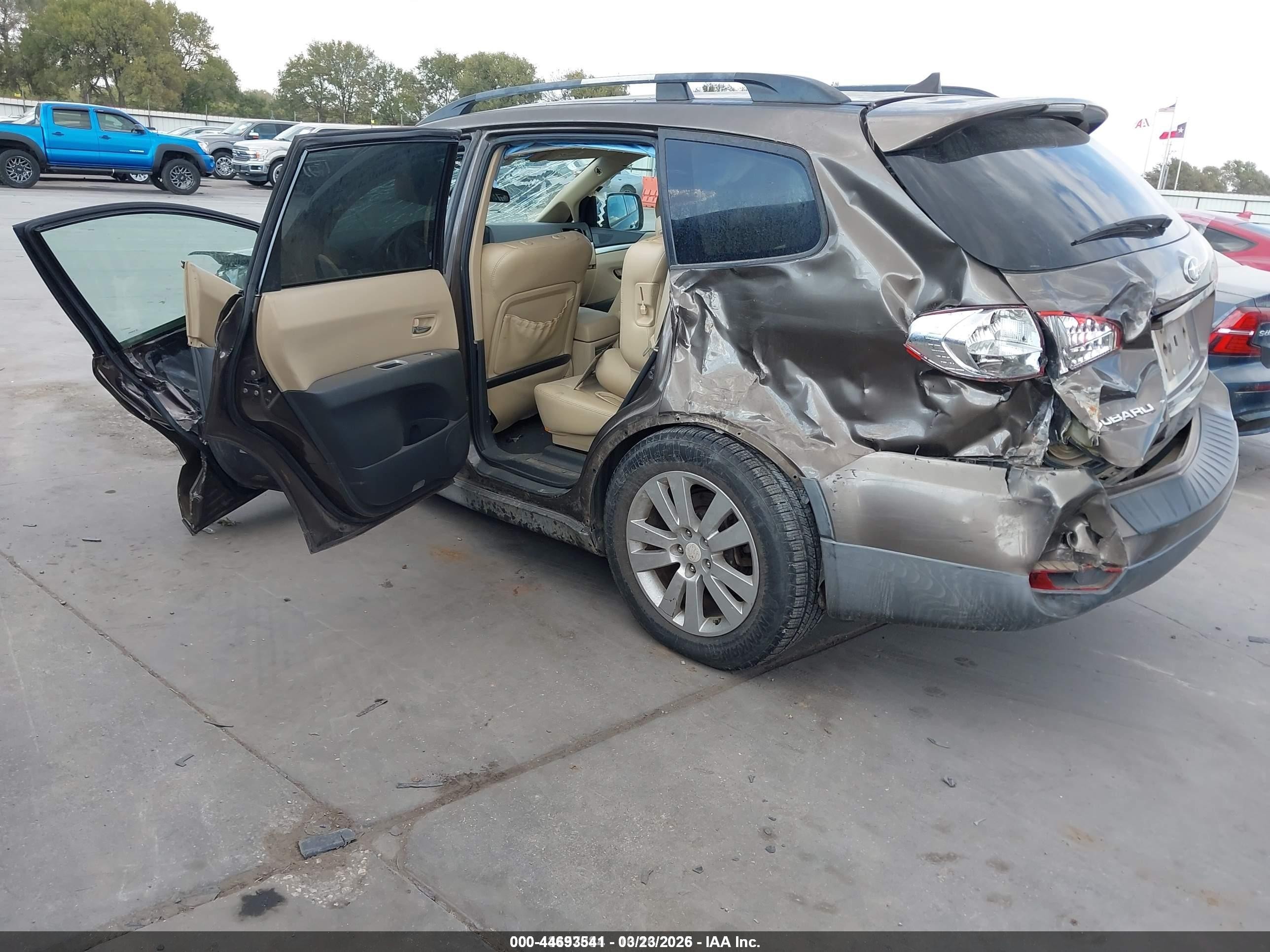 2008 Subaru Tribeca Limited 7-passenger Brown vin: 4S4WX98D184408413