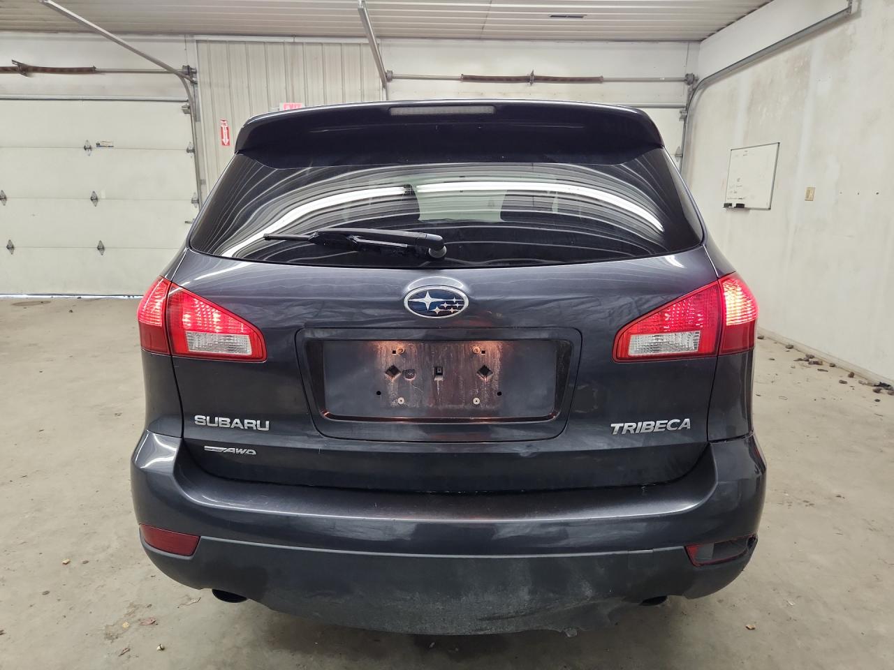 2010 Subaru Tribeca Premium Gray vin: 4S4WX9FDXA4402151 Damage: Lift Gate, Dent(S) W/No Paint Dmg, 1/2 To 1 Inch