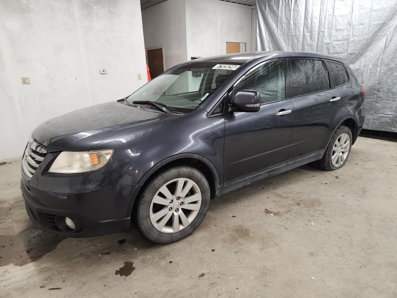2010 Subaru Tribeca Premium Gray vin: 4S4WX9FDXA4402151 Damage: Left Front Fender, Heavy Scratch, 1/2 To 1 Inch