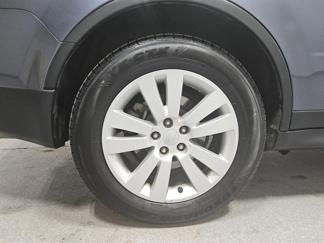 2014 Subaru Tribeca Limited Угольный vin: 4S4WX9GD0E4400283 Damage: Right Rear Wheel, Curb Rash, 1 To 2 Inches