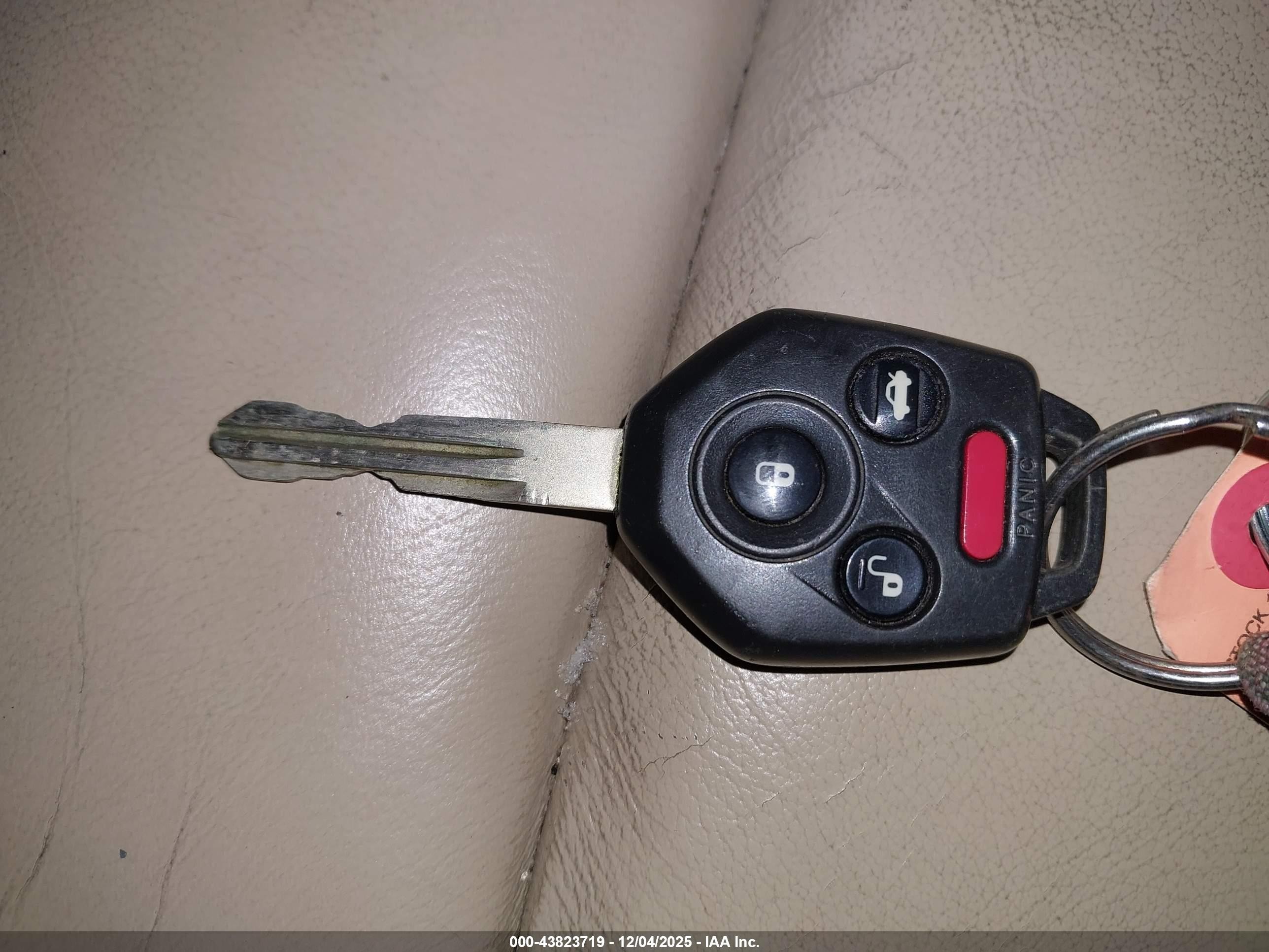 2010 Subaru Tribeca 3.6r Limited Белый vin: 4S4WX9GD9A4400485
