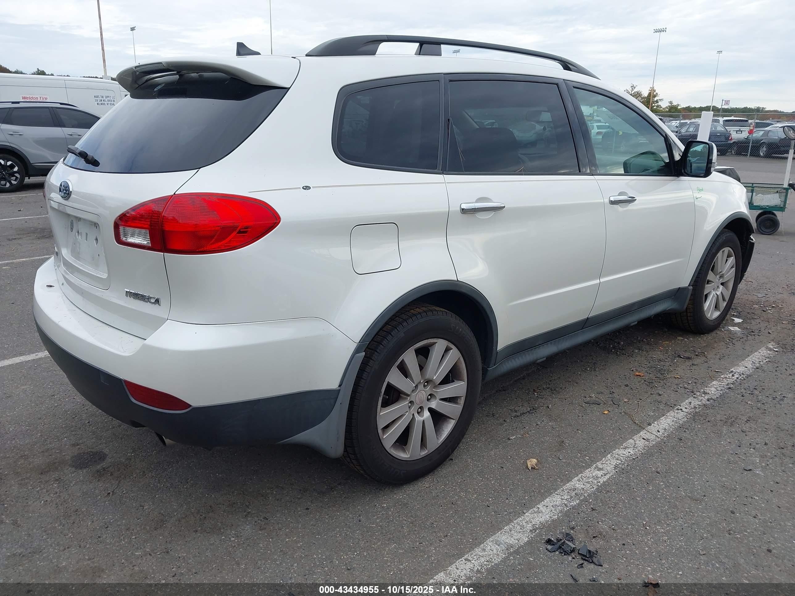 2014 Subaru Tribeca 3.6r Limited White vin: 4S4WX9GD9E4400654