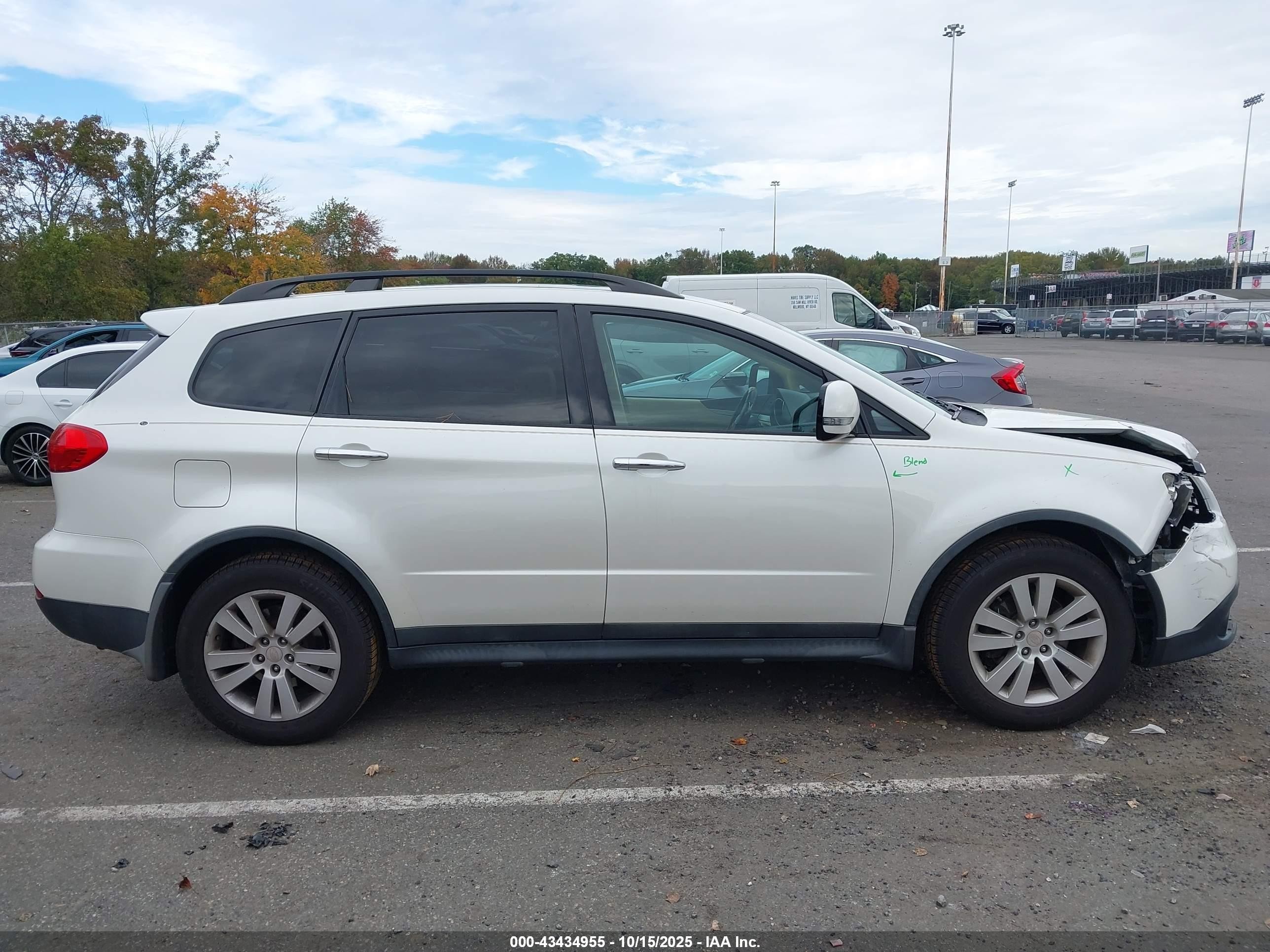2014 Subaru Tribeca 3.6r Limited White vin: 4S4WX9GD9E4400654