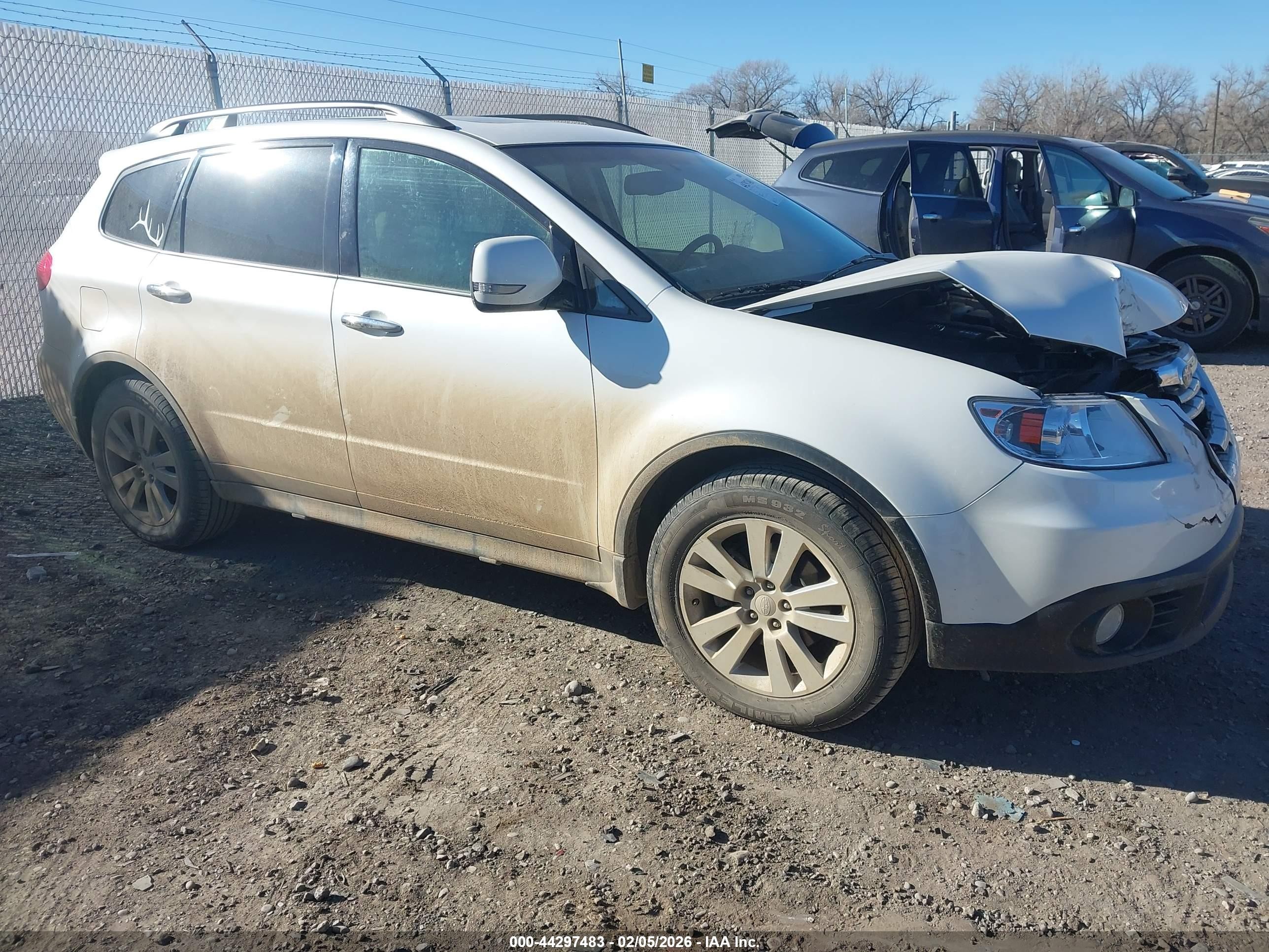 2014 Subaru Tribeca 3.6r Limited White vin: 4S4WX9GDXE4400579