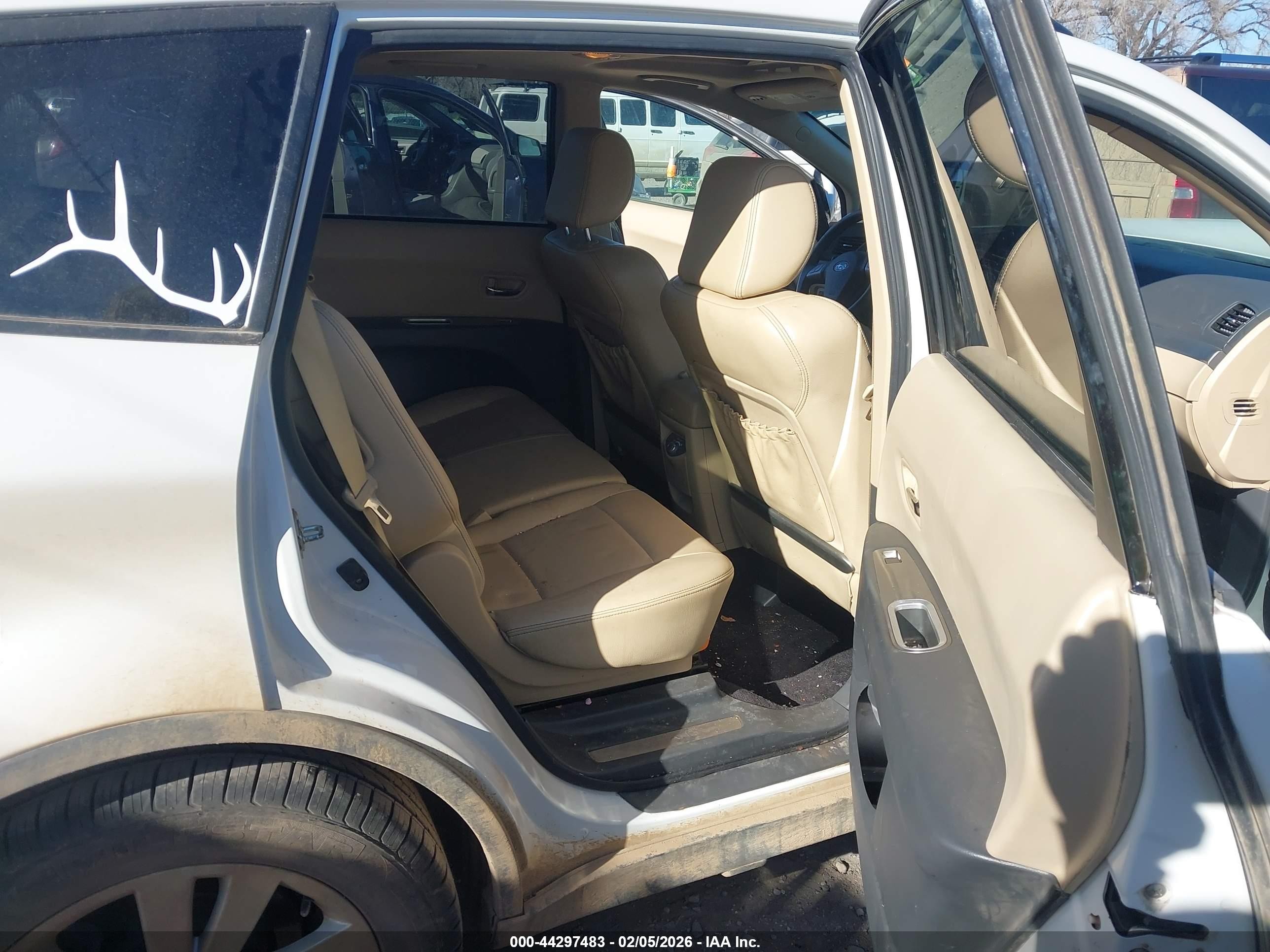 2014 Subaru Tribeca 3.6r Limited Белый vin: 4S4WX9GDXE4400579