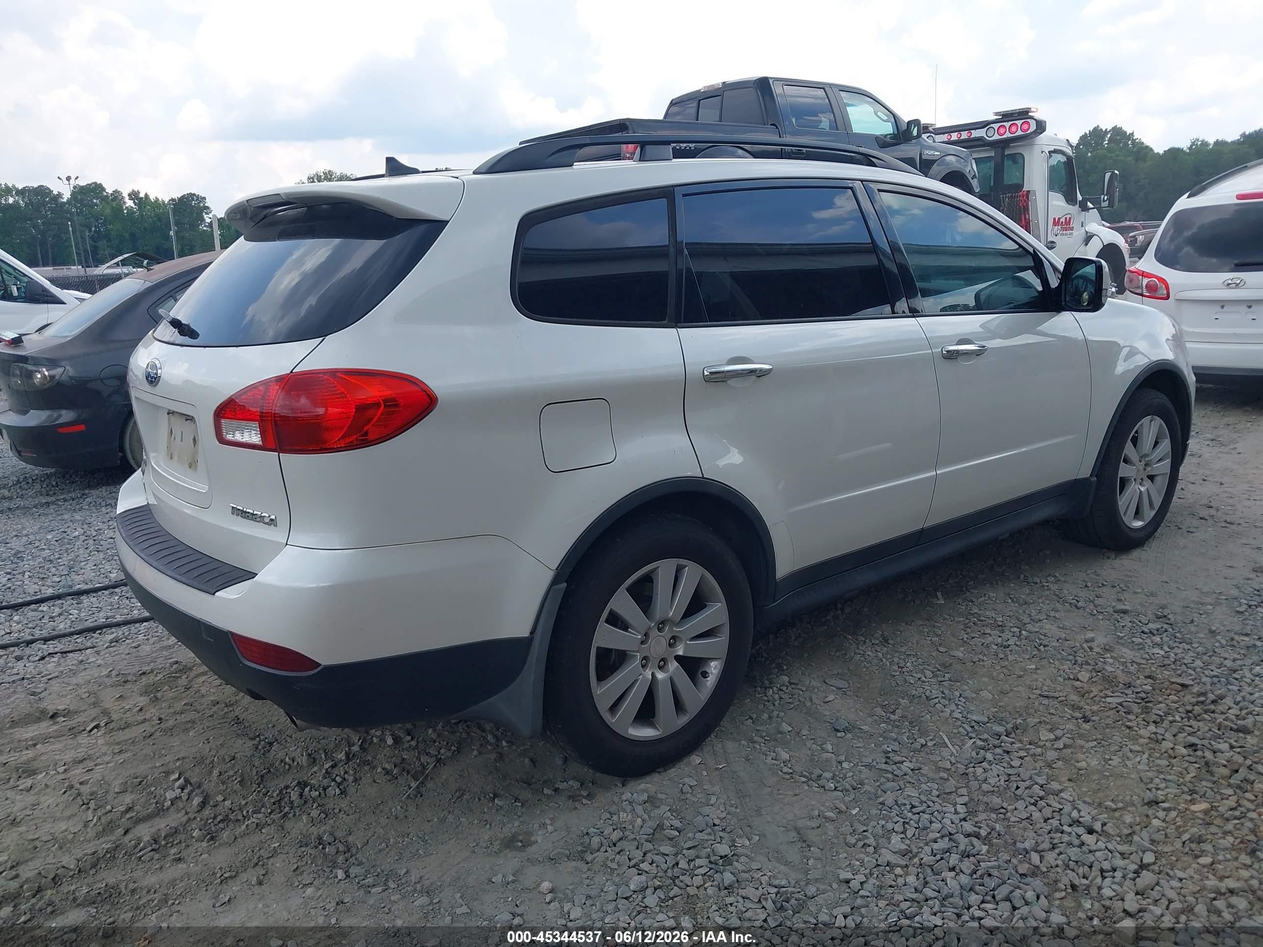 2014 Subaru Tribeca 3.6r Limited White vin: 4S4WX9GDXE4400789