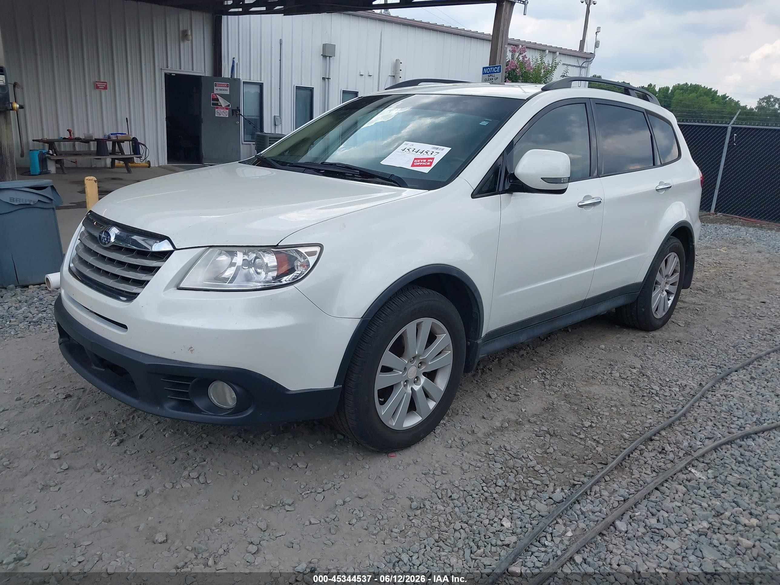 2014 Subaru Tribeca 3.6r Limited White vin: 4S4WX9GDXE4400789