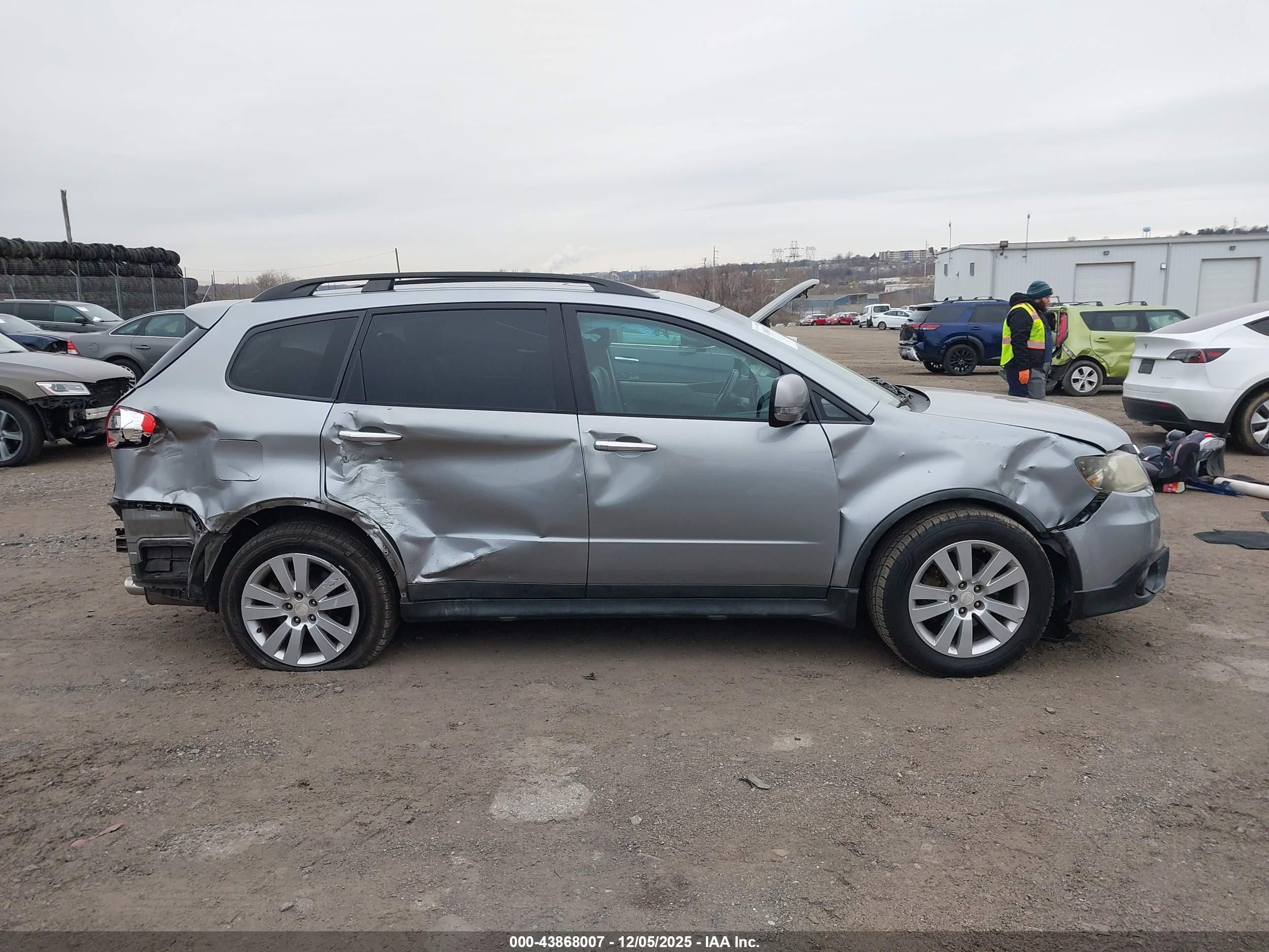 2010 Subaru Tribeca 3.6r Limited Silver vin: 4S4WX9HD4A4402501