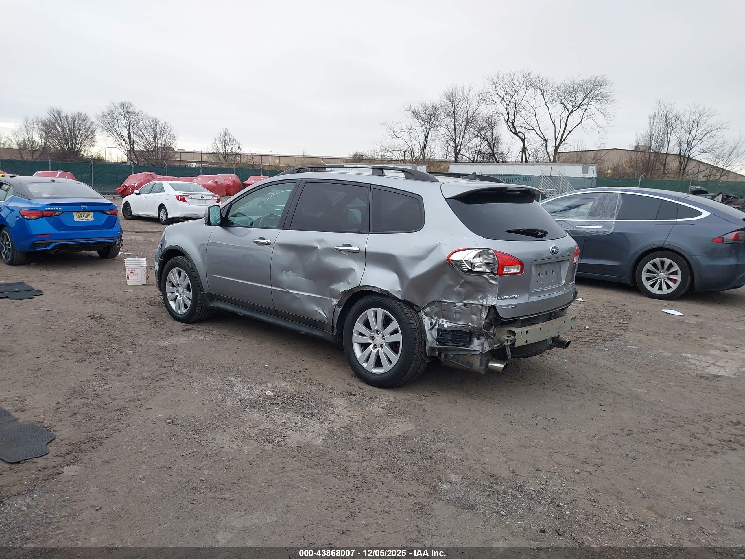 2010 Subaru Tribeca 3.6r Limited Silver vin: 4S4WX9HD4A4402501