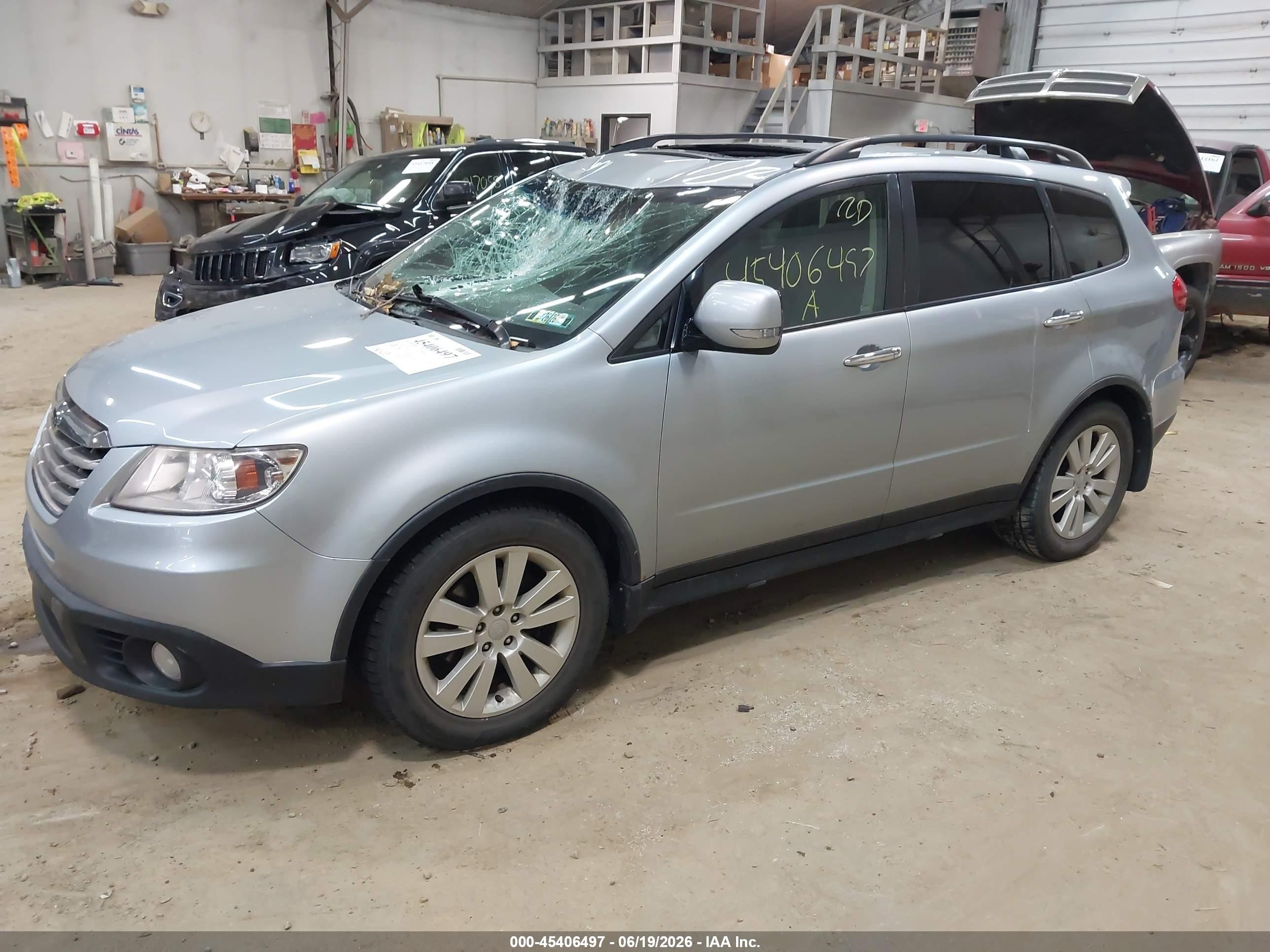 2013 Subaru Tribeca 3.6r Limited Серебряный vin: 4S4WX9HD5D4400941