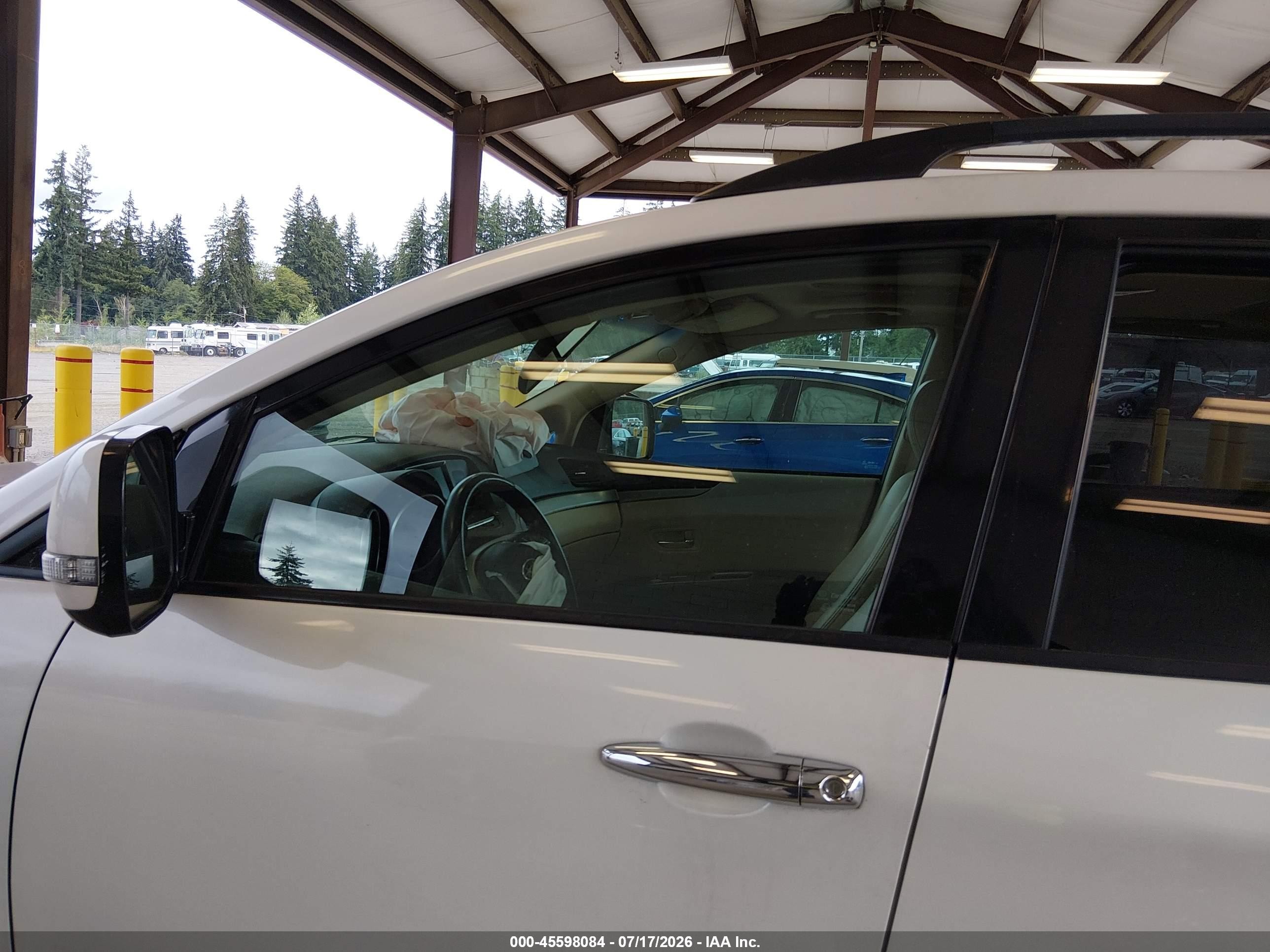 2010 Subaru Tribeca 3.6r Limited Cream vin: 4S4WX9HDXA4402177