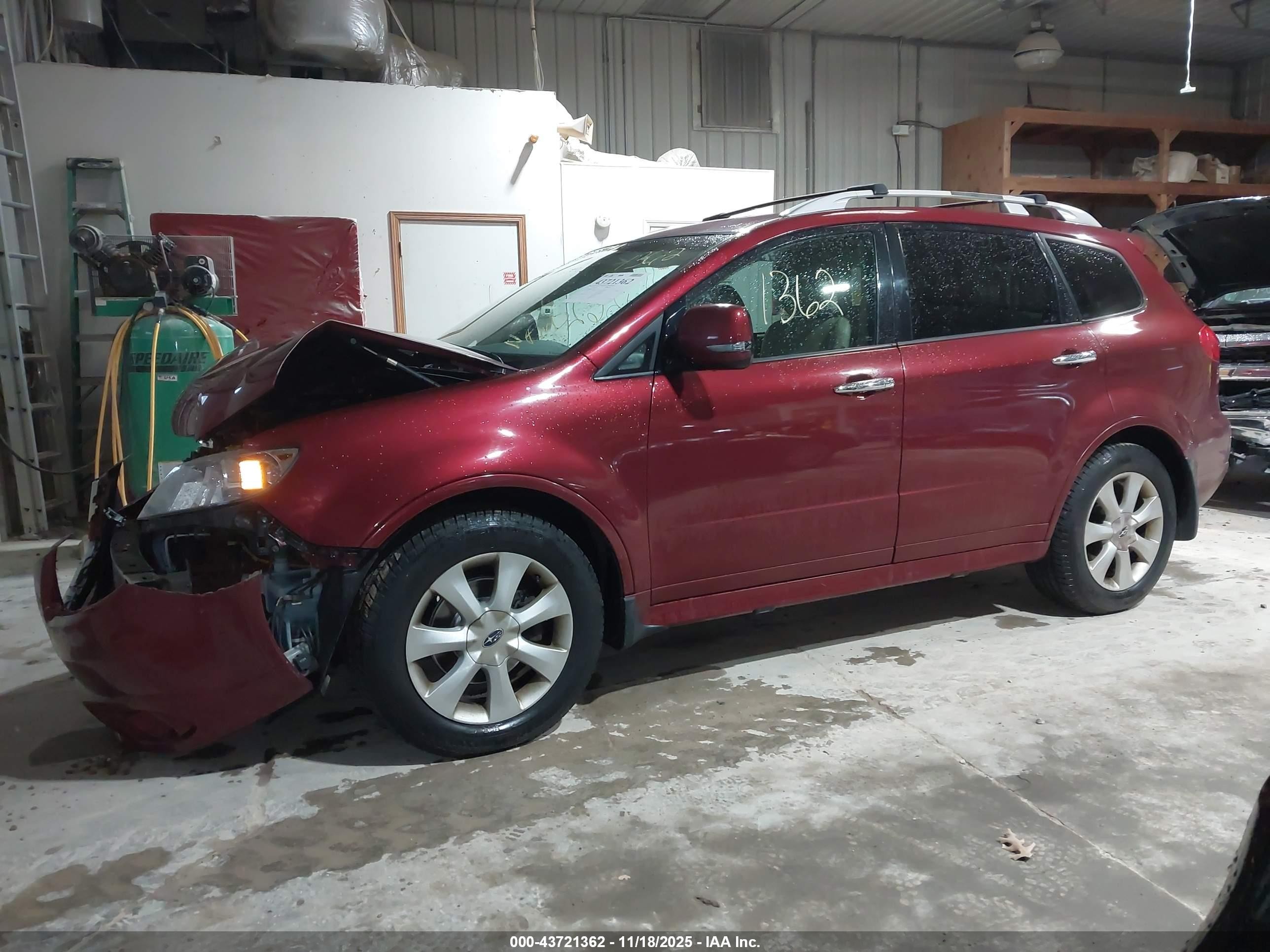 2010 Subaru Tribeca 3.6r Touring Burgundy vin: 4S4WX9KD5A4401981
