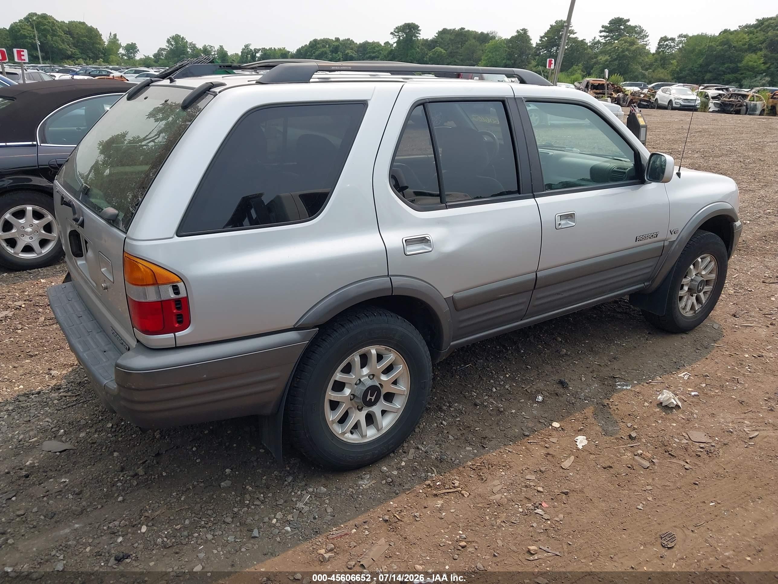 2001 Honda Passport Ex/lx Silver vin: 4S6CK58W114405777
