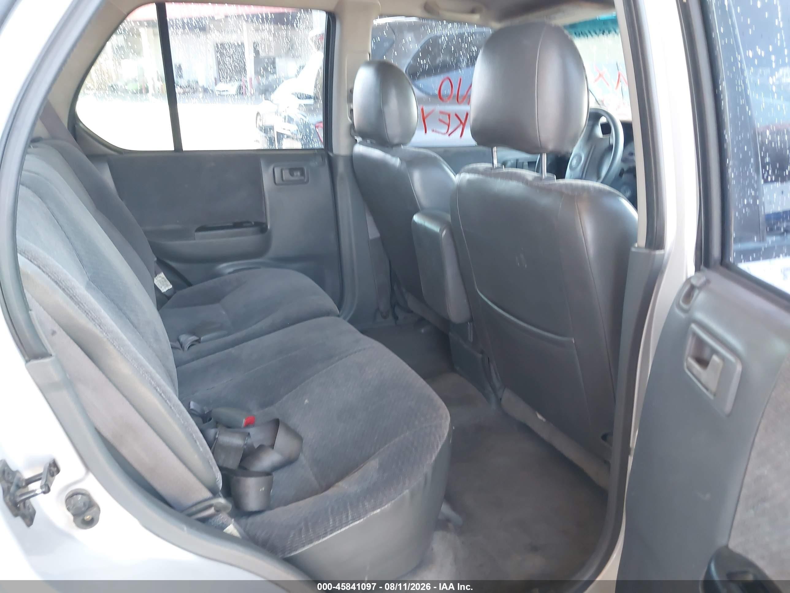 2002 Honda Passport Ex/lx Silver vin: 4S6CK58W324405930