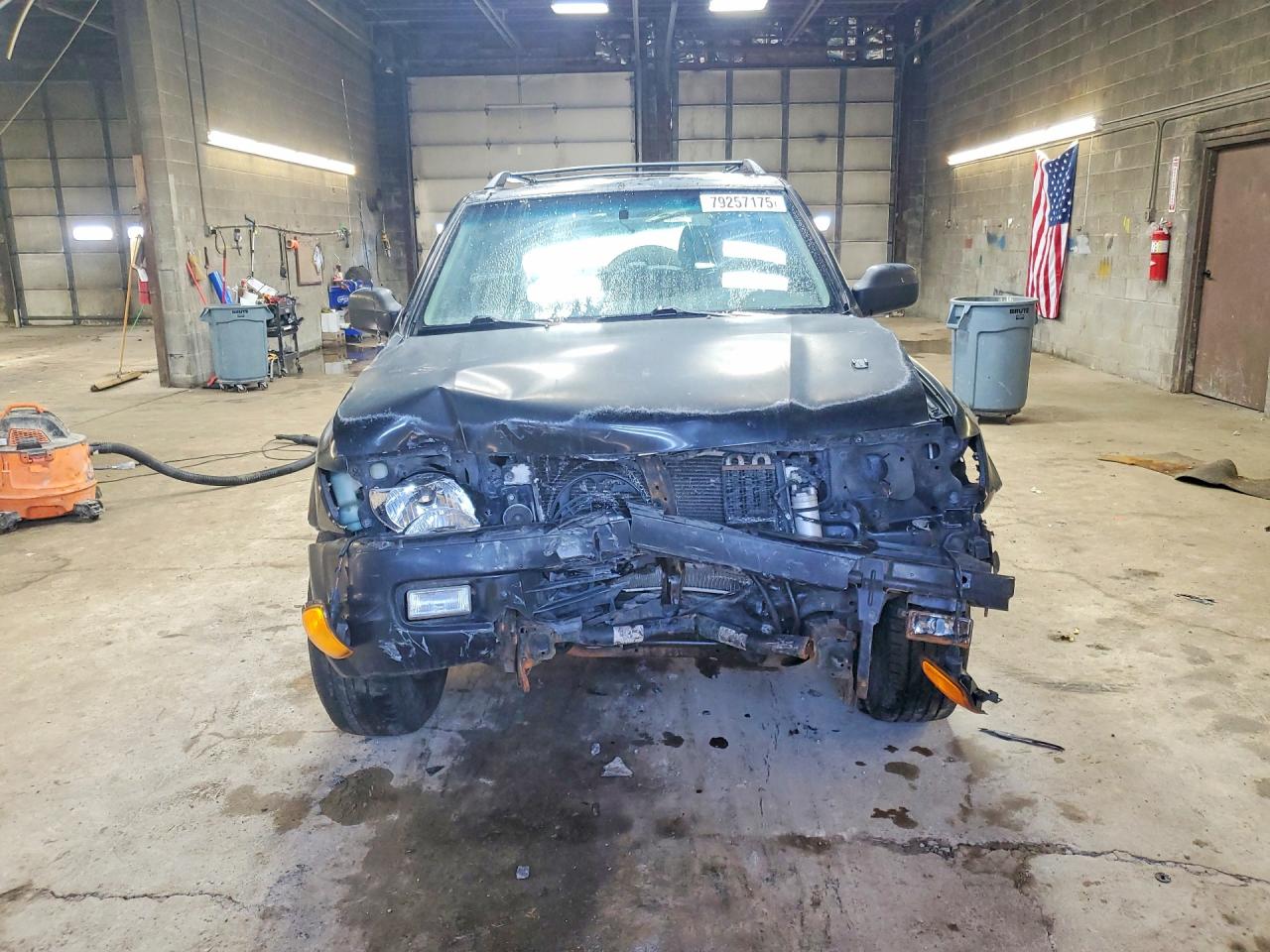 1998 Honda Passport Ex Black vin: 4S6CK58W4W4421821