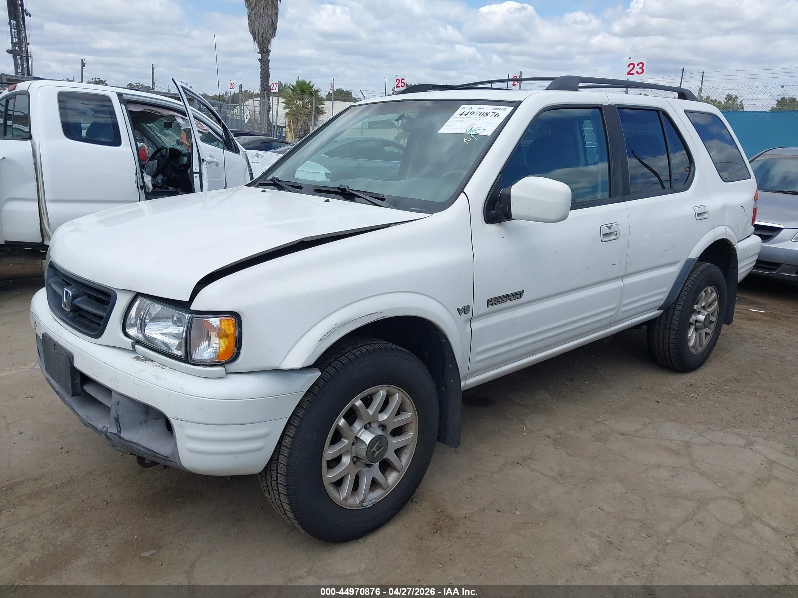2001 Honda Passport Ex/lx White vin: 4S6CK58W514406026