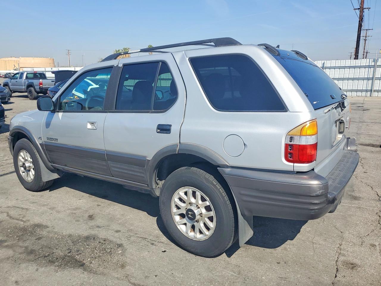 2001 Honda Passport Ex Silver vin: 4S6CK58W514412909