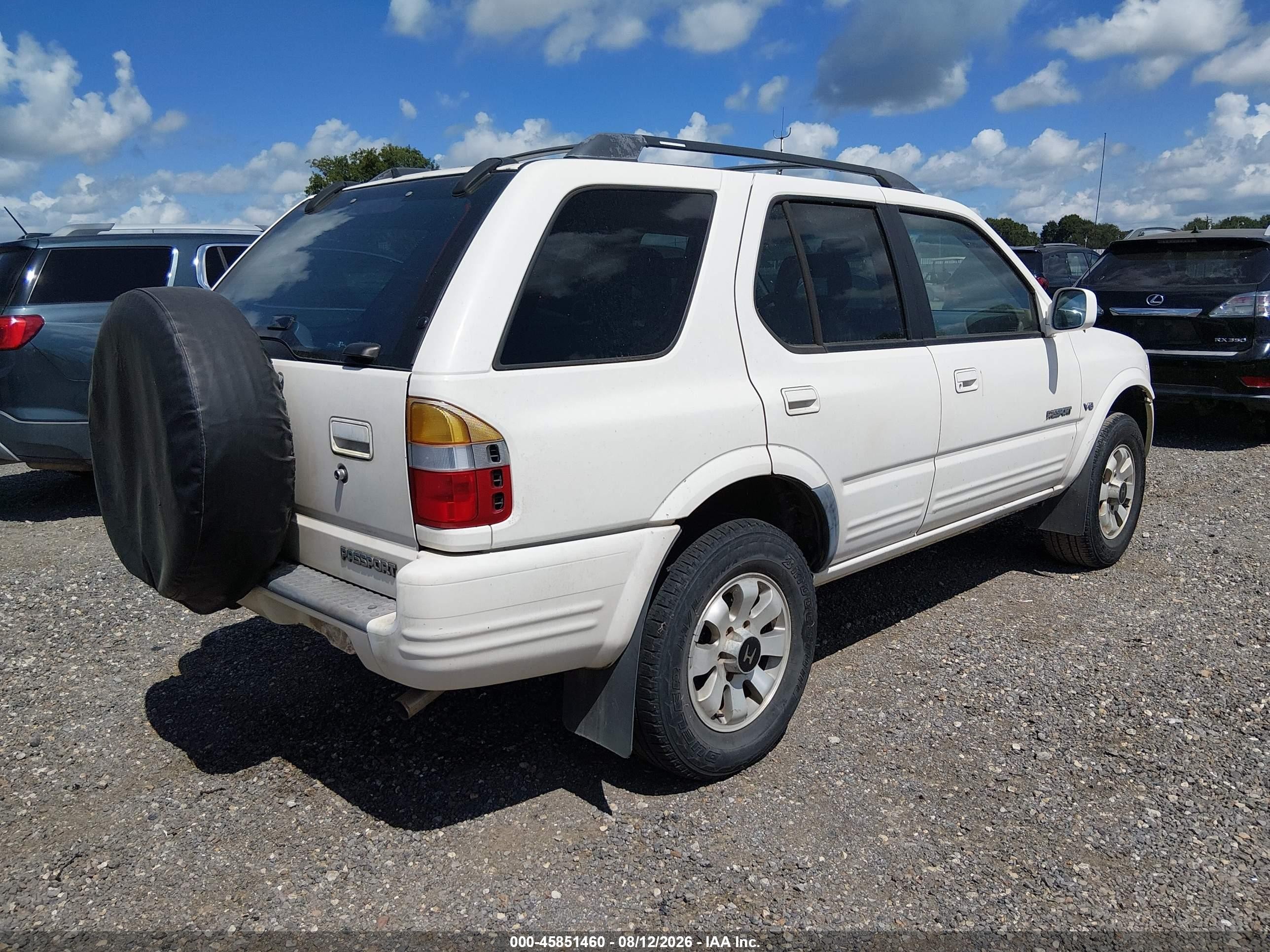 1999 Honda Passport Ex/lx White vin: 4S6CK58W5X4405337