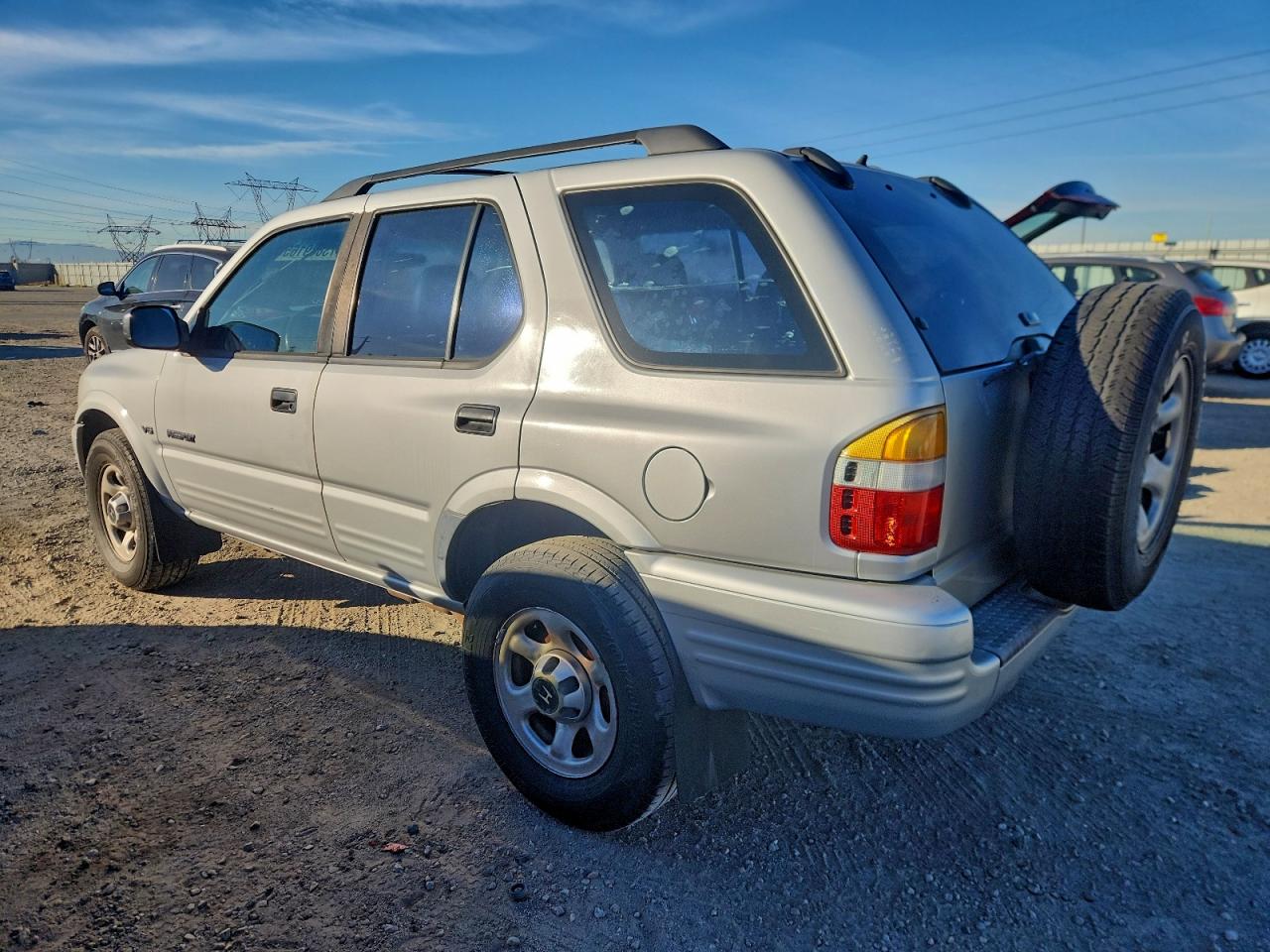 2001 Honda Passport Ex Silver vin: 4S6CK58W914415683