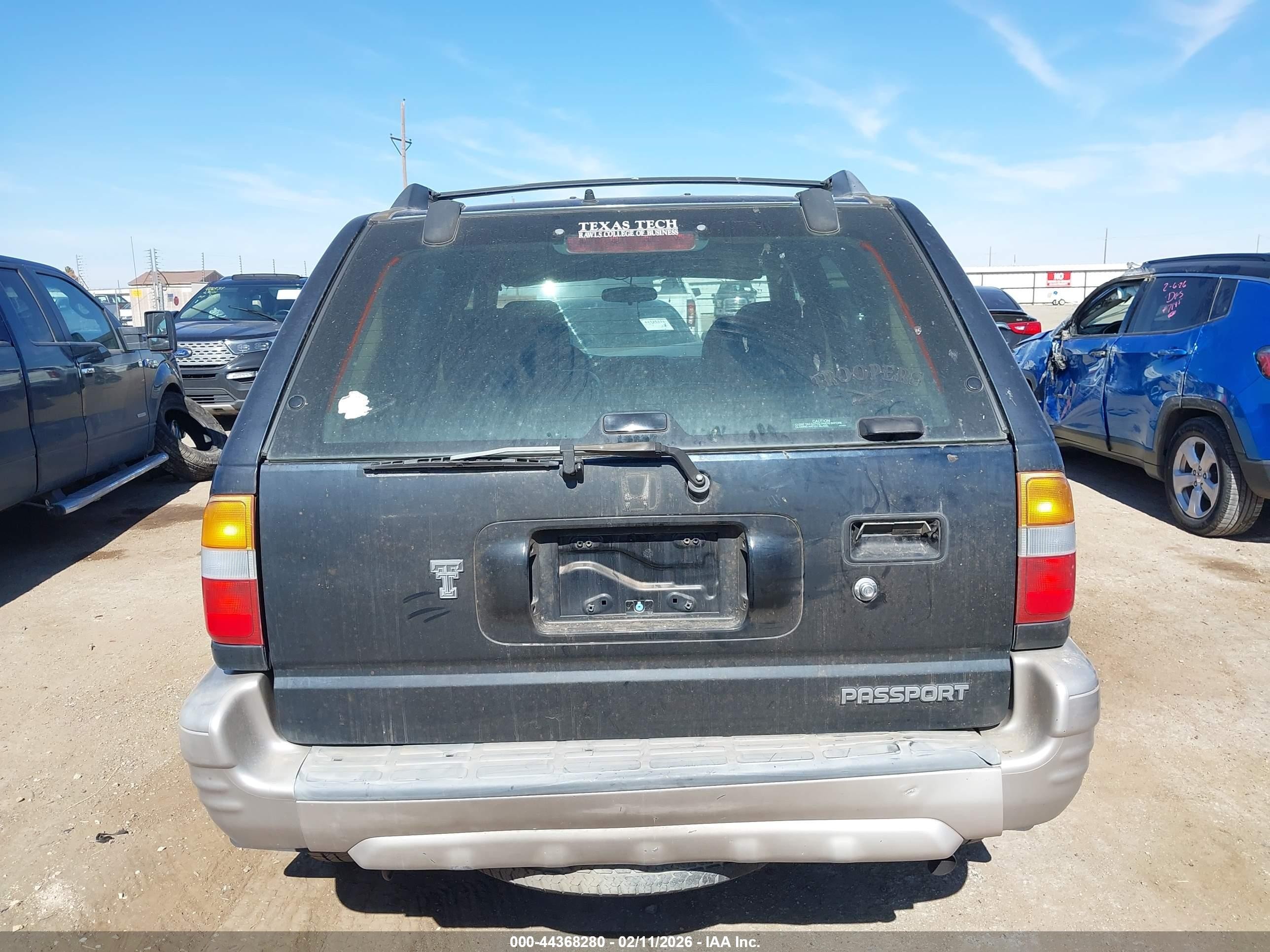 2002 Honda Passport Ex/lx Black vin: 4S6CK58W924400425