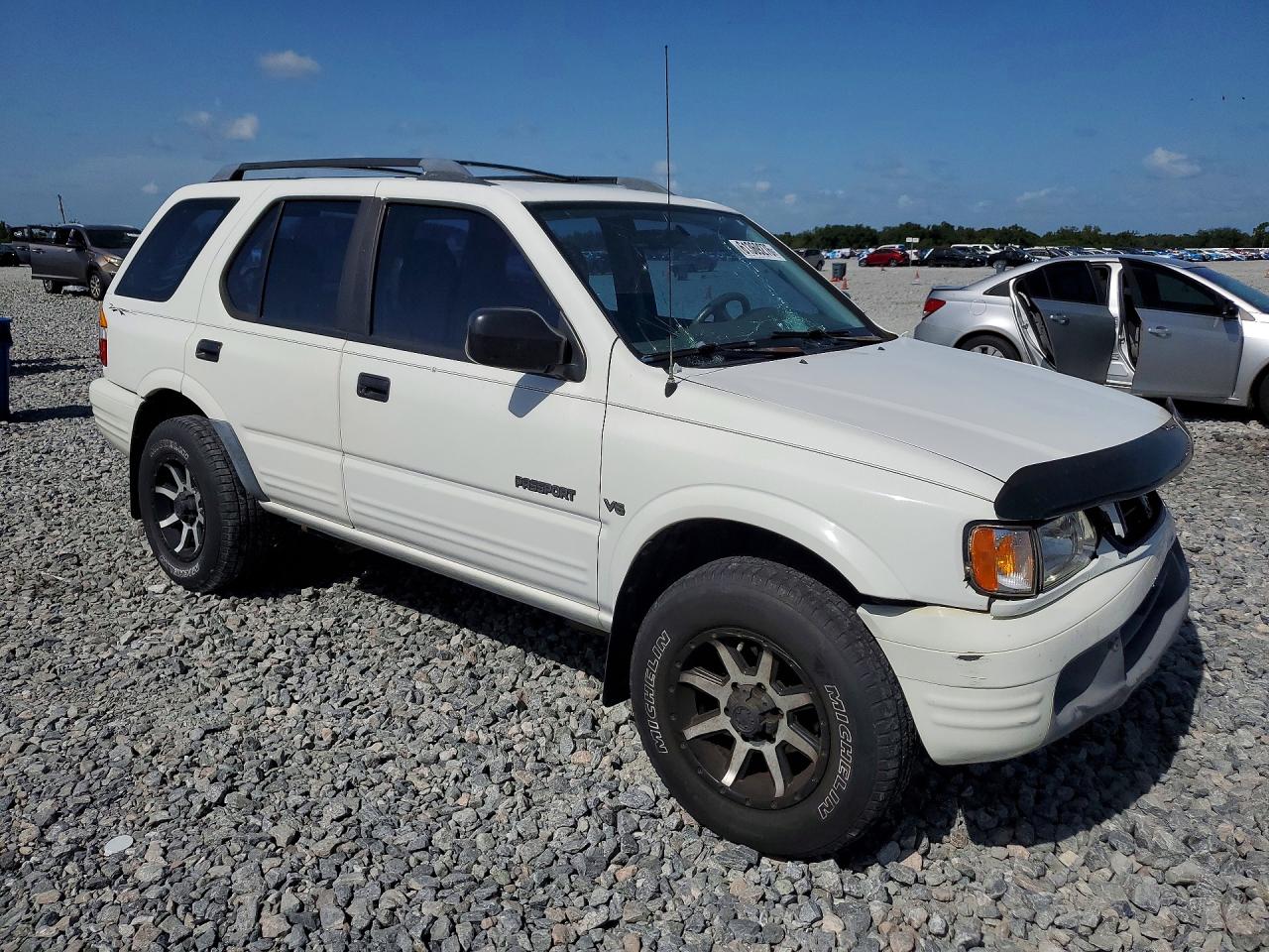 2001 Honda Passport Ex White vin: 4S6CK58WX14409908