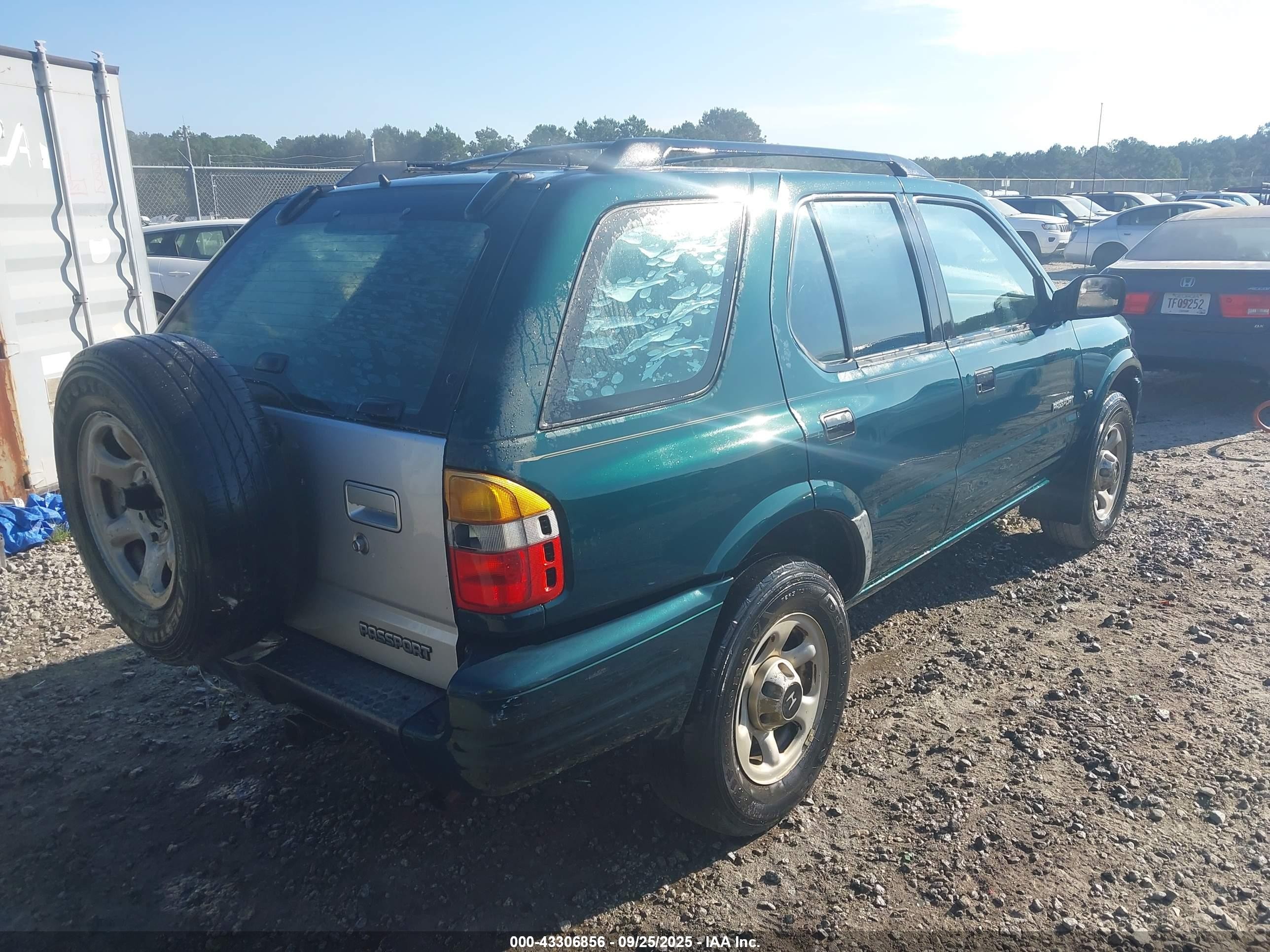 2001 Honda Passport Ex/lx Green vin: 4S6CK58WX14416650