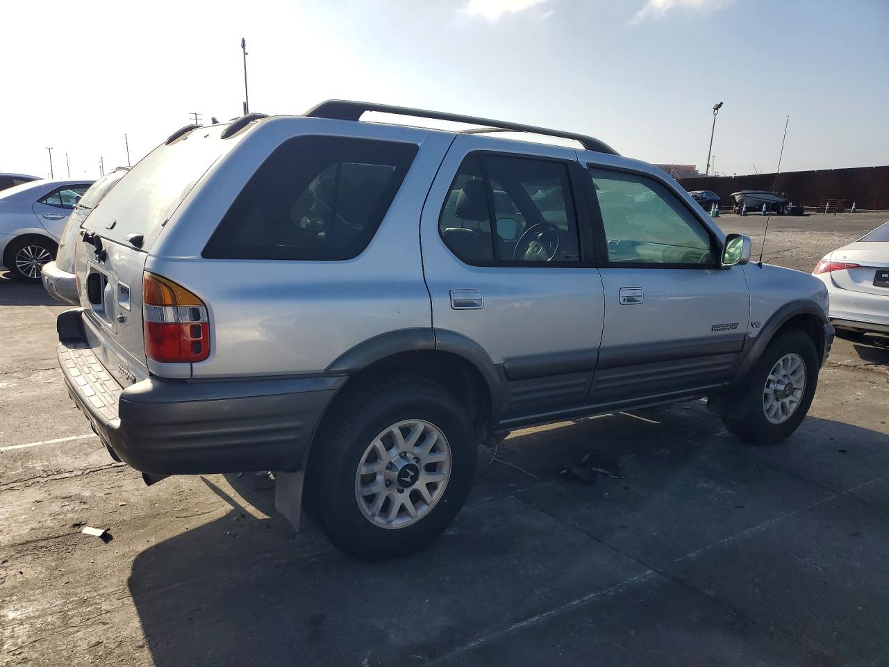 2002 Honda Passport Ex Silver vin: 4S6CK58WX24405116