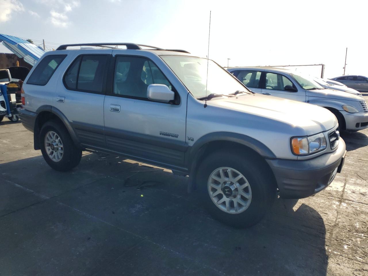 2002 Honda Passport Ex Silver vin: 4S6CK58WX24405116