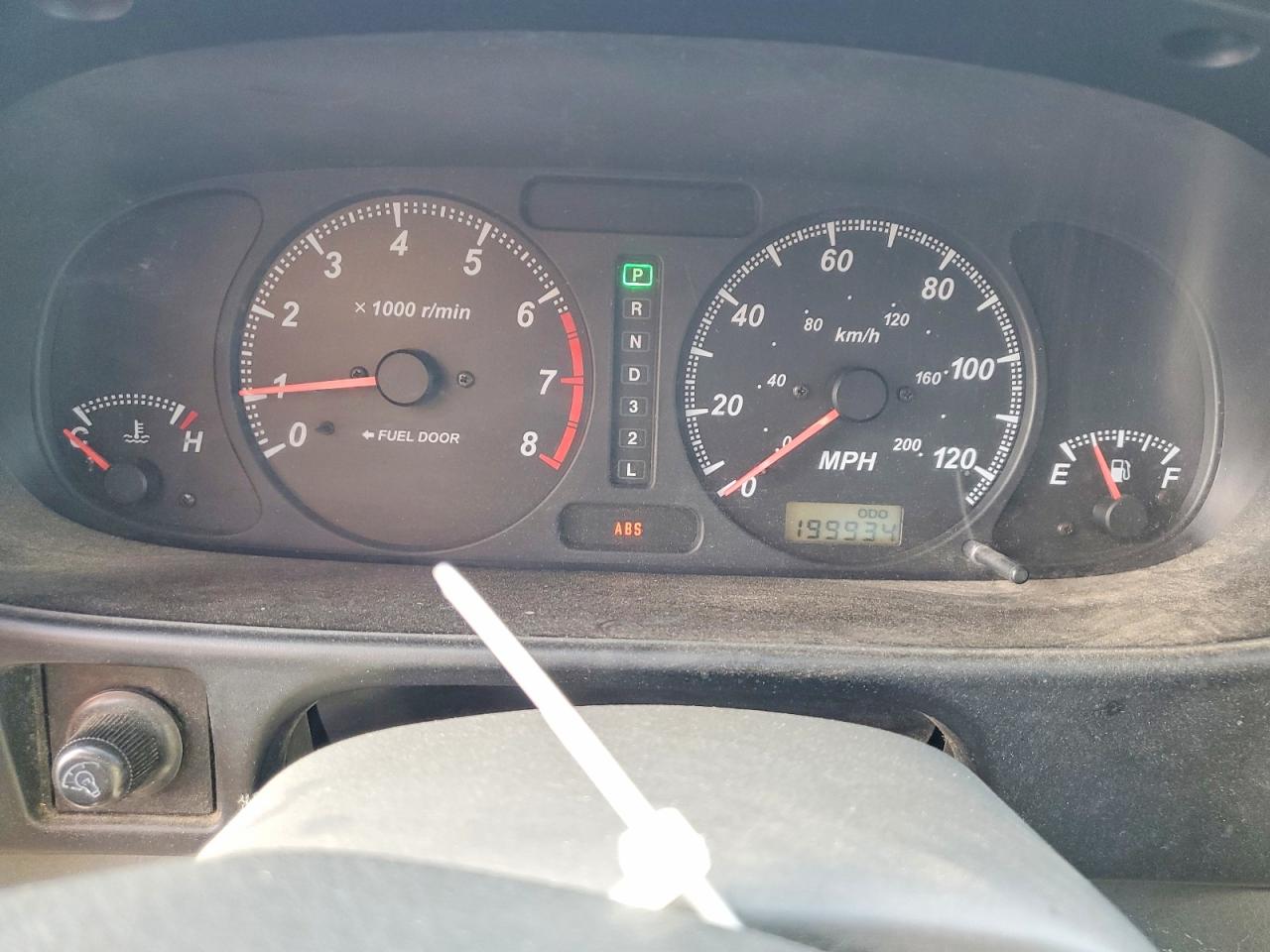 2002 Honda Passport Ex Silver vin: 4S6CK58WX24405116