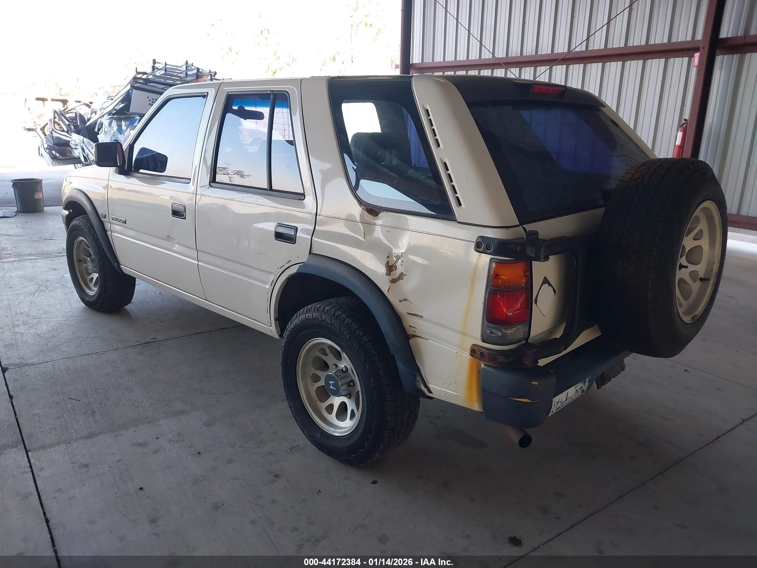 1995 Honda Passport Ex/lx White vin: 4S6CM58V2S4434336