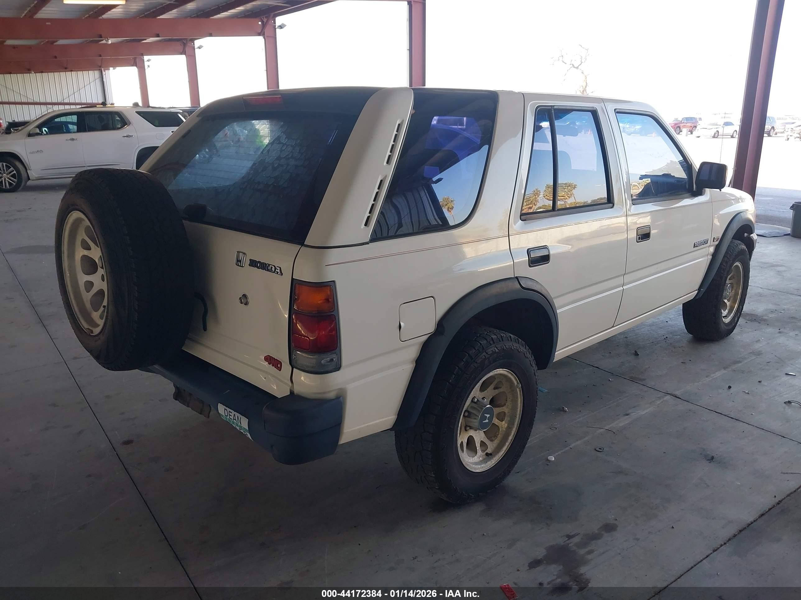 1995 Honda Passport Ex/lx White vin: 4S6CM58V2S4434336