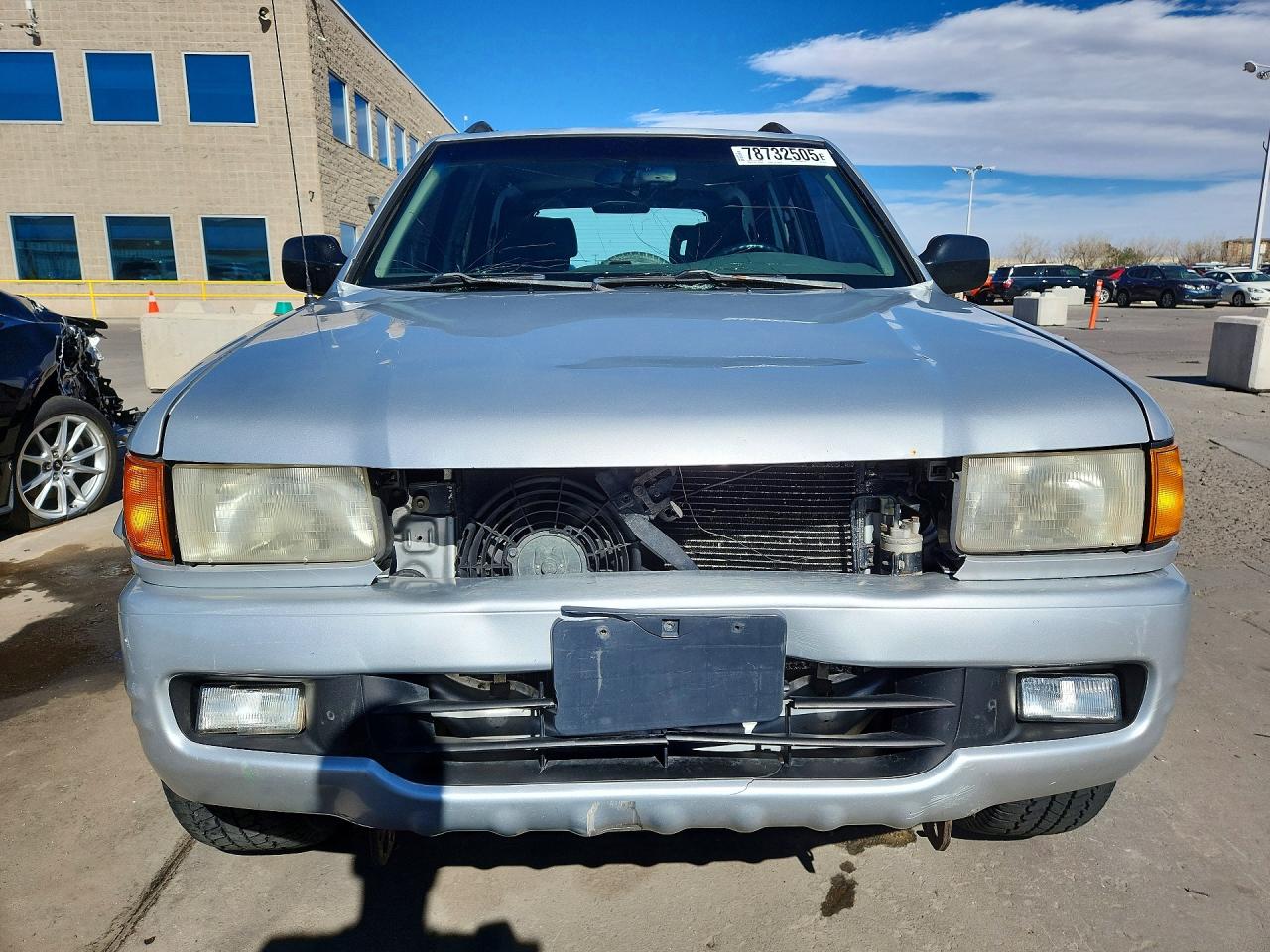 1999 Honda Passport Ex Silver vin: 4S6CM58W1X4424168