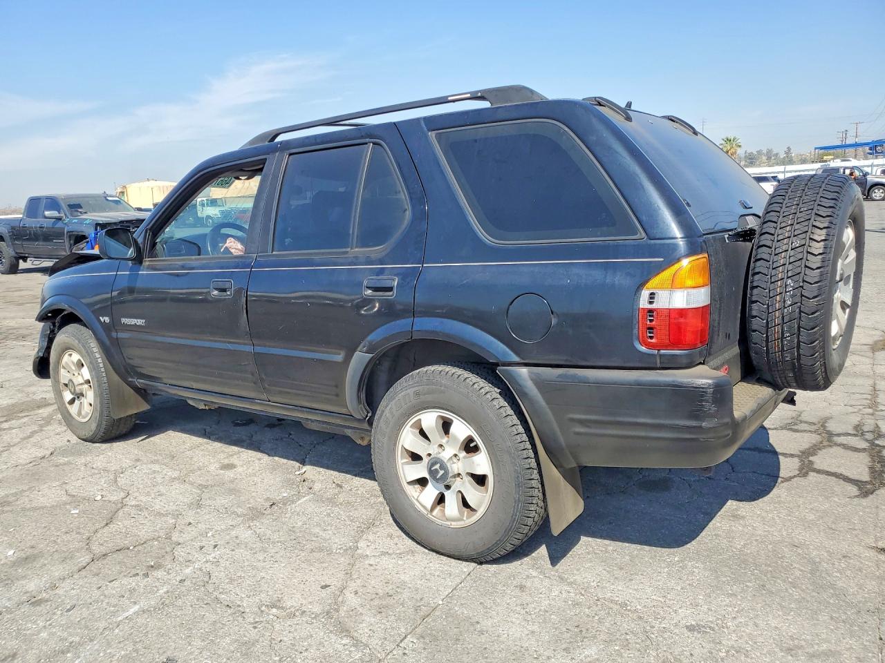 1999 Honda Passport Ex Black vin: 4S6CM58W2X4419951